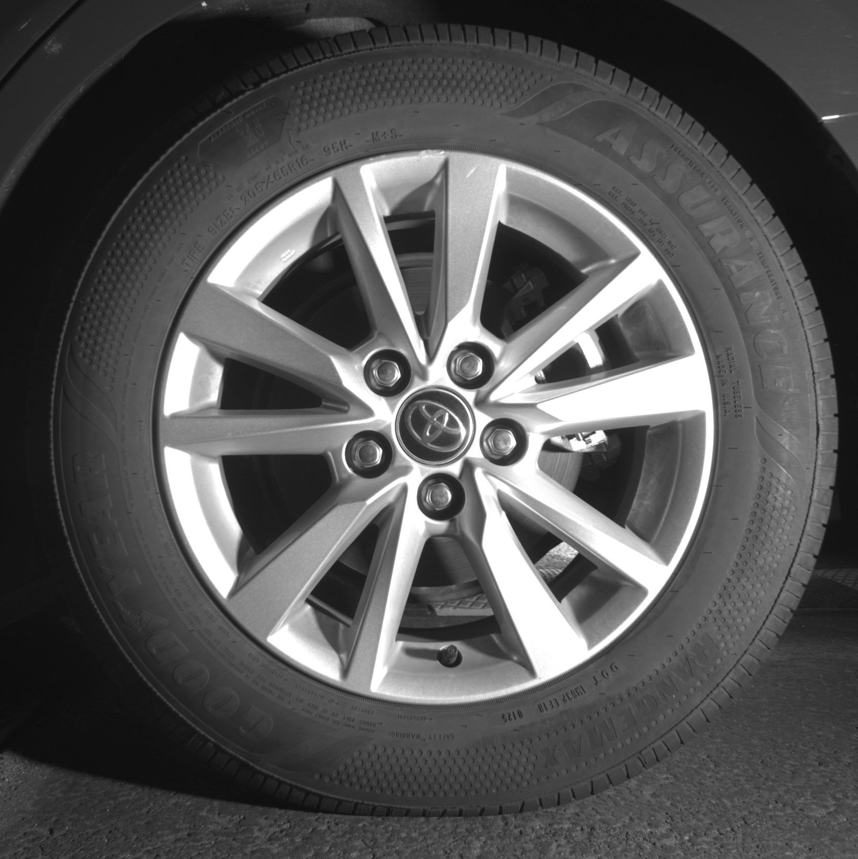 Thumbnail: 2025 Toyota Camry - 14