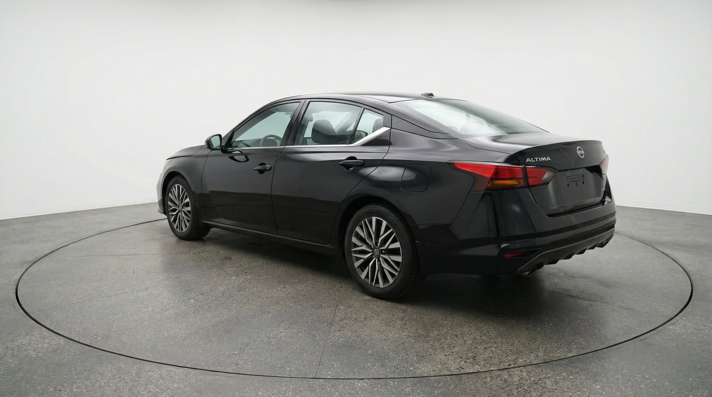Thumbnail: 2025 Nissan Altima - 6