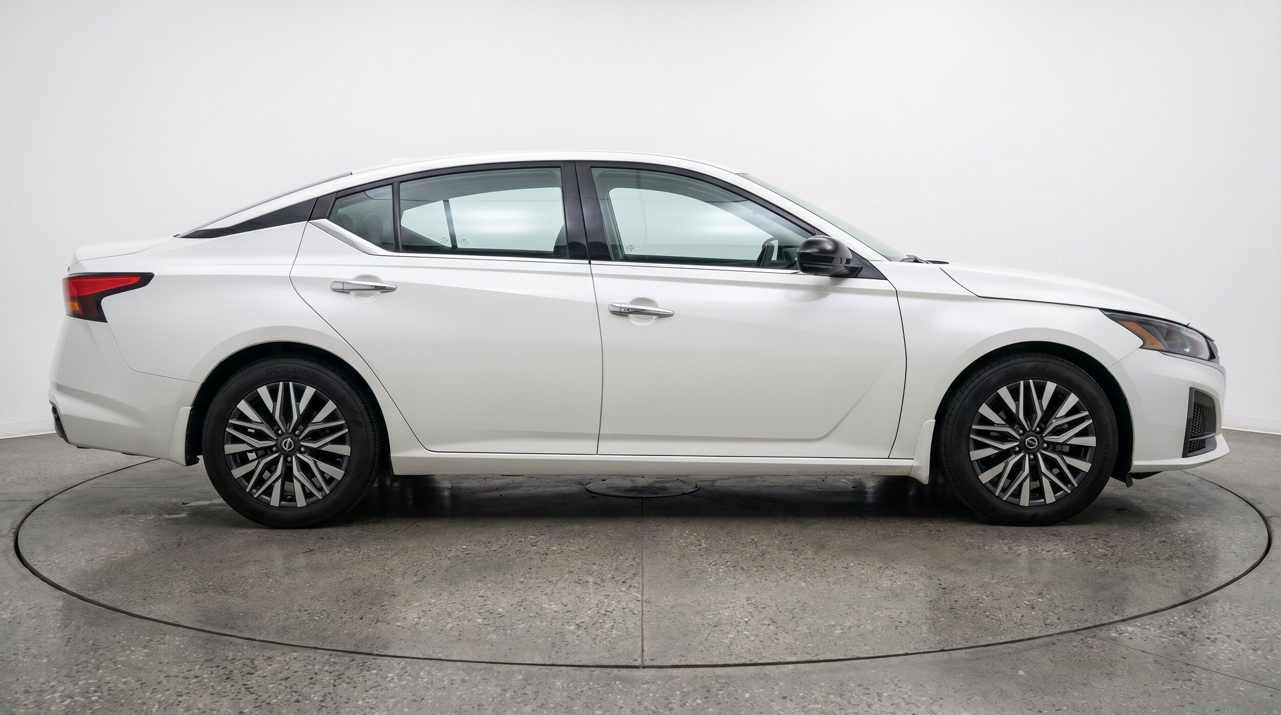 Thumbnail: 2025 Nissan Altima - 11