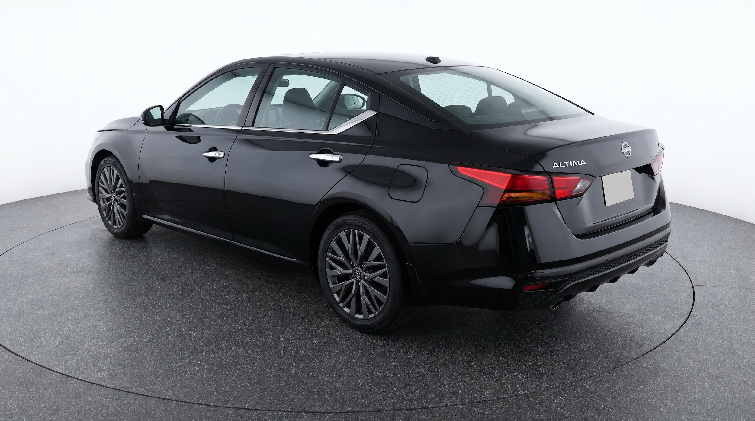 Thumbnail: 2025 Nissan Altima - 6
