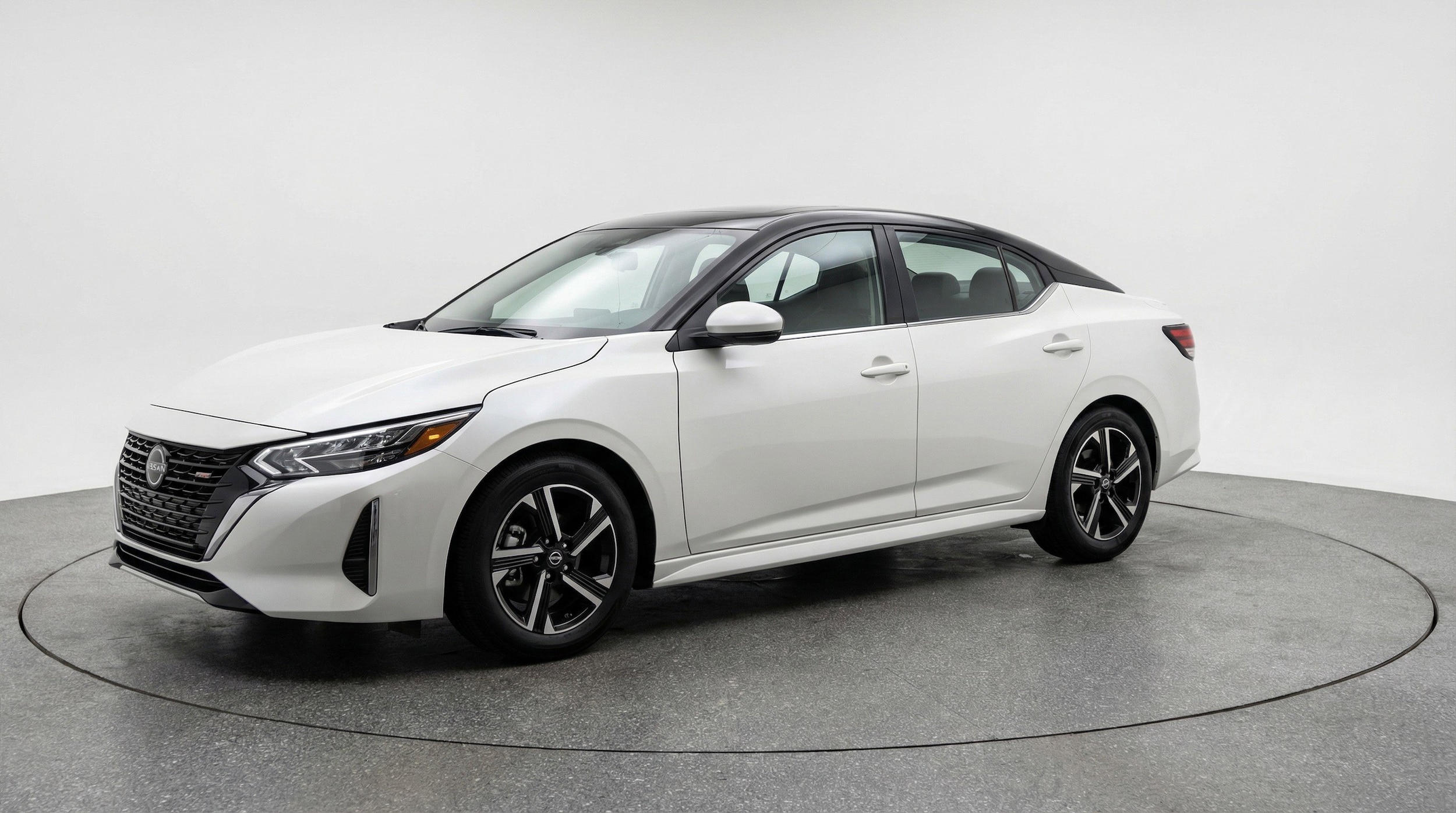 Thumbnail: 2025 Nissan Sentra - 3