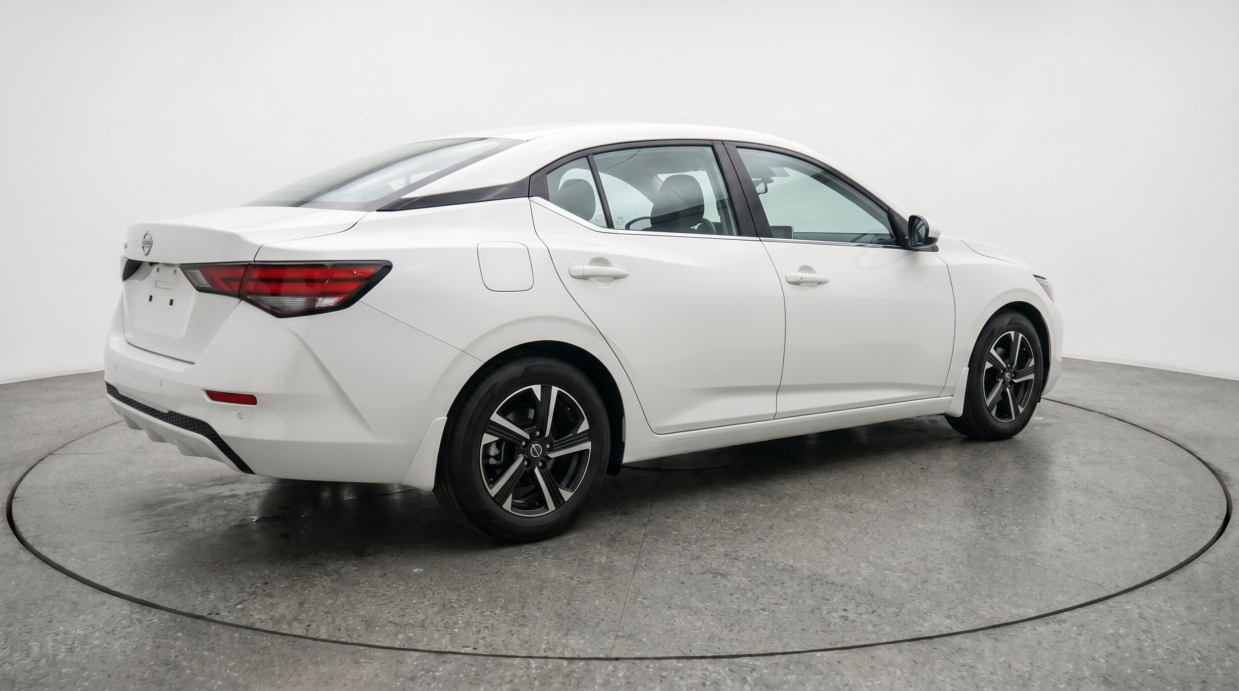 Thumbnail: 2025 Nissan Sentra - 9