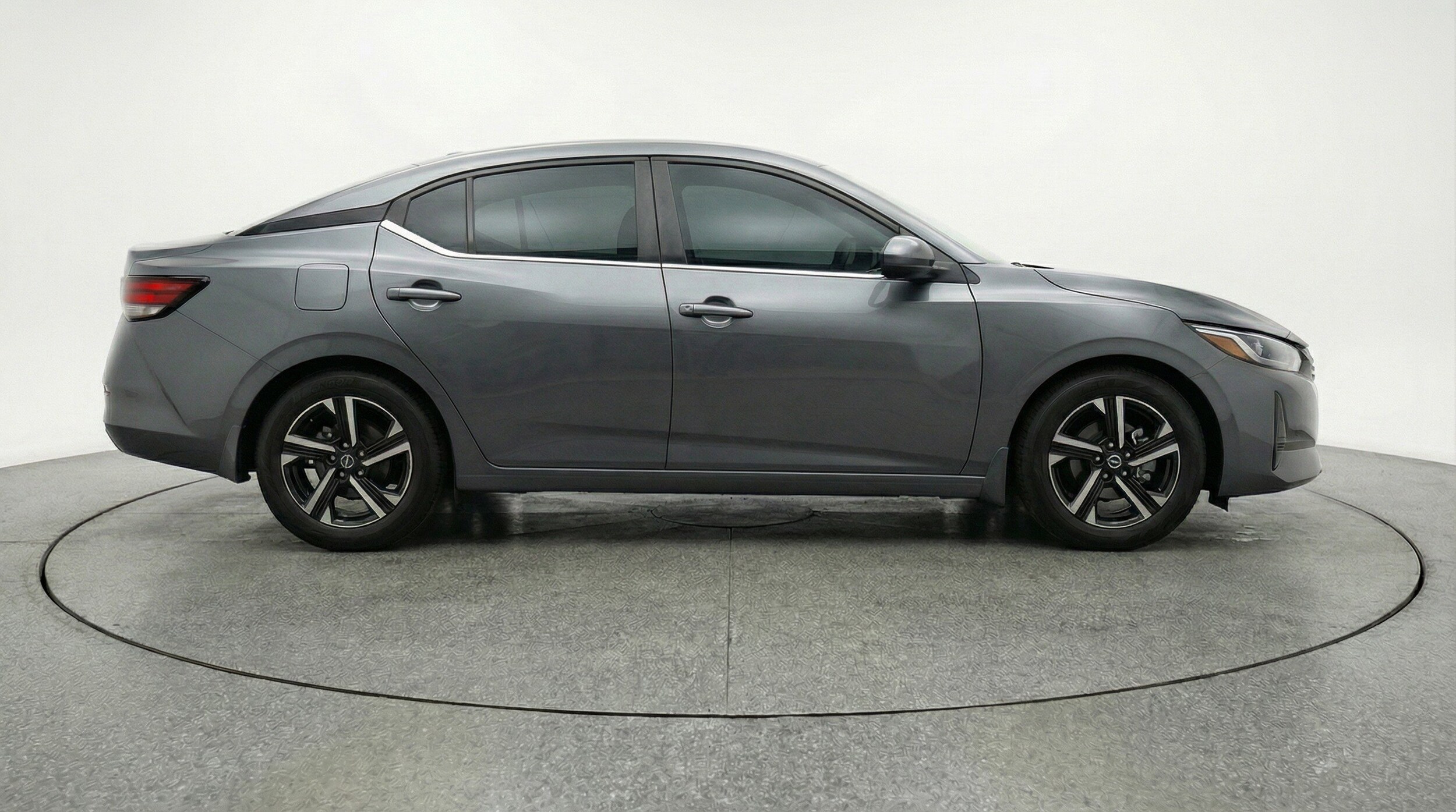 Thumbnail: 2025 Nissan Sentra - 11