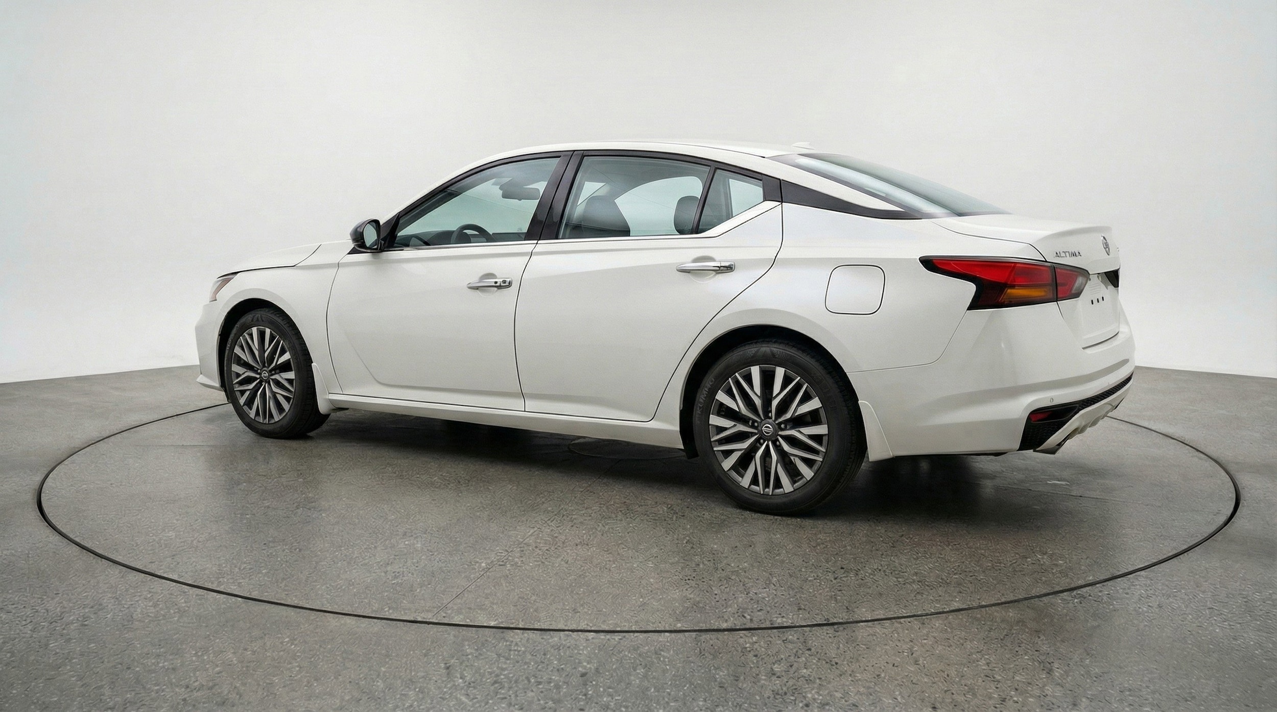 Thumbnail: 2025 Nissan Altima - 6