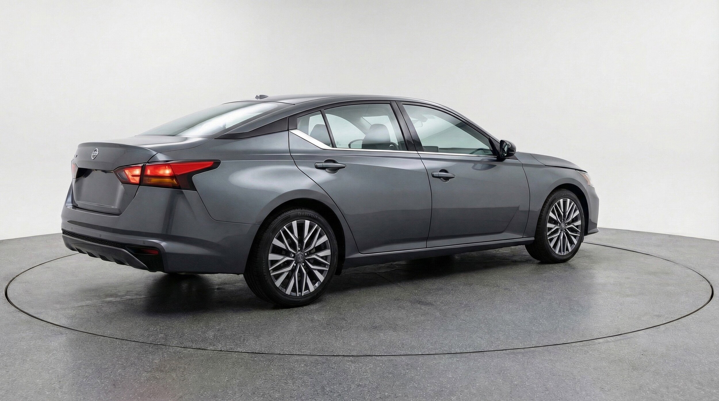 Thumbnail: 2025 Nissan Altima - 9