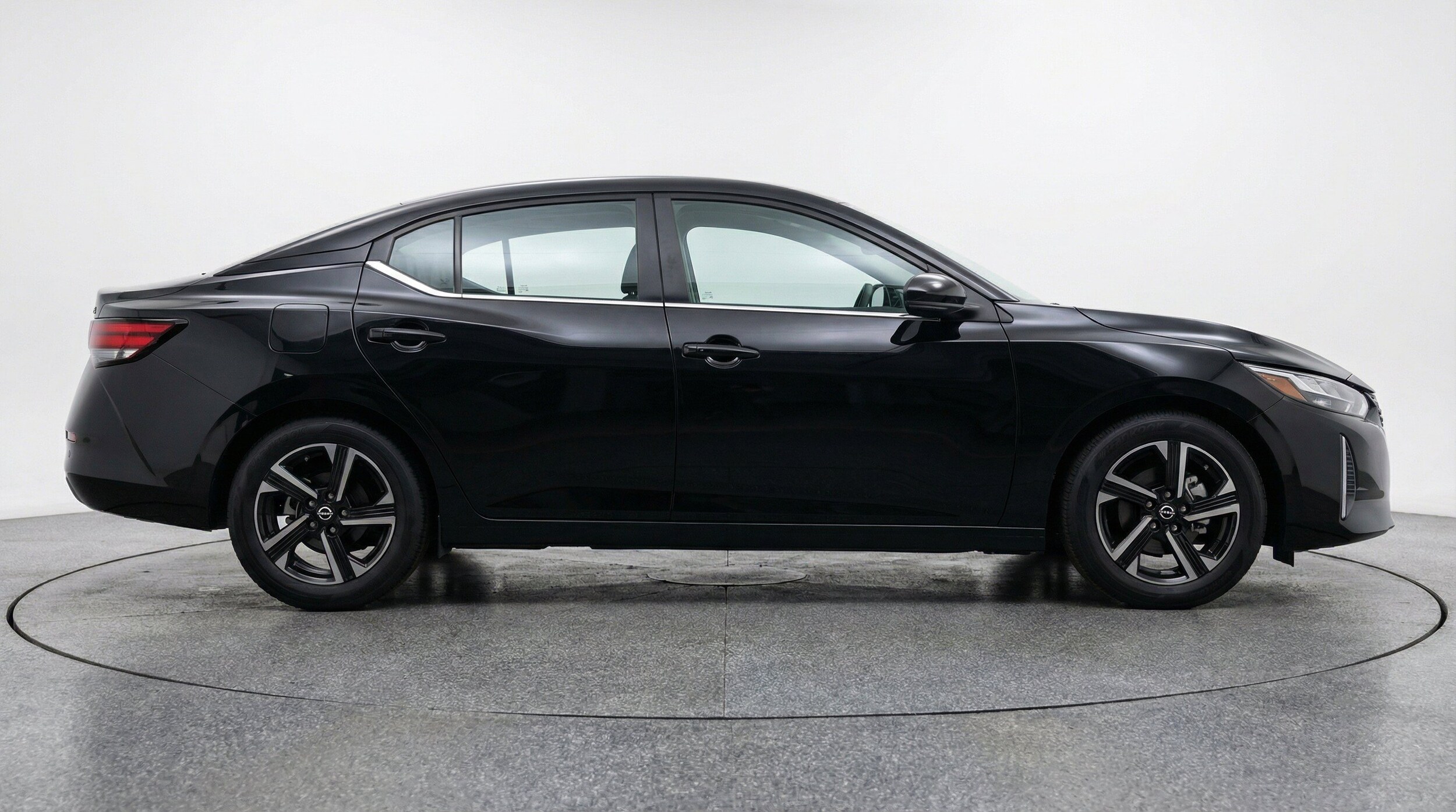 Thumbnail: 2025 Nissan Sentra - 11