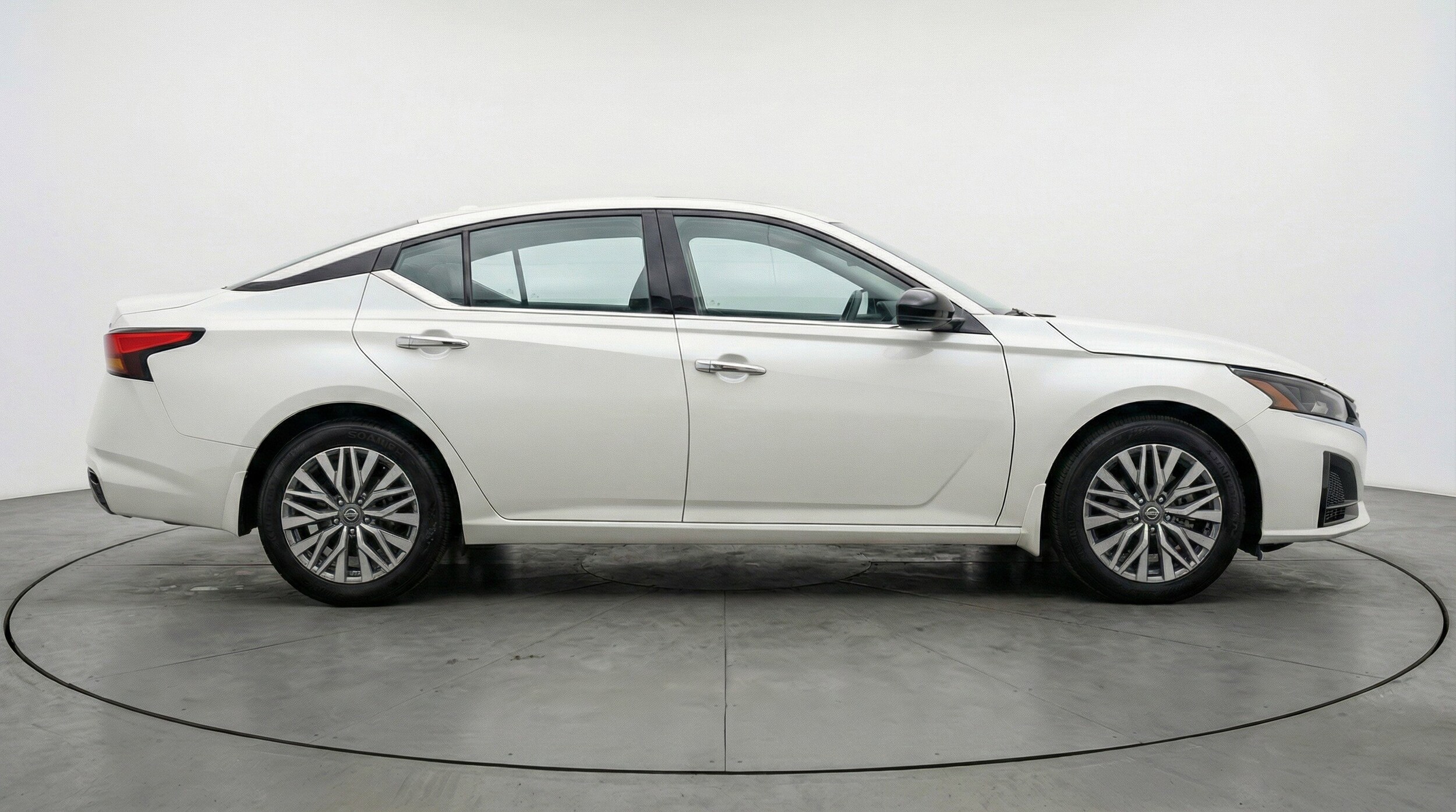 Thumbnail: 2025 Nissan Altima - 11