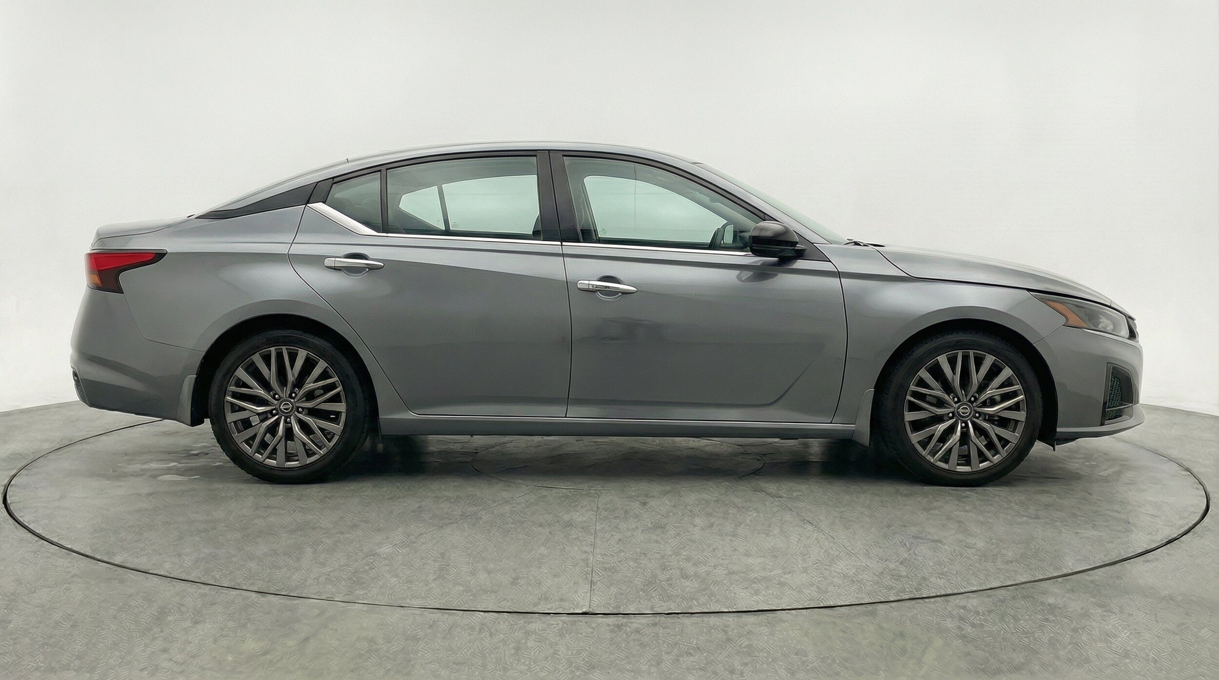 Thumbnail: 2025 Nissan Altima - 11