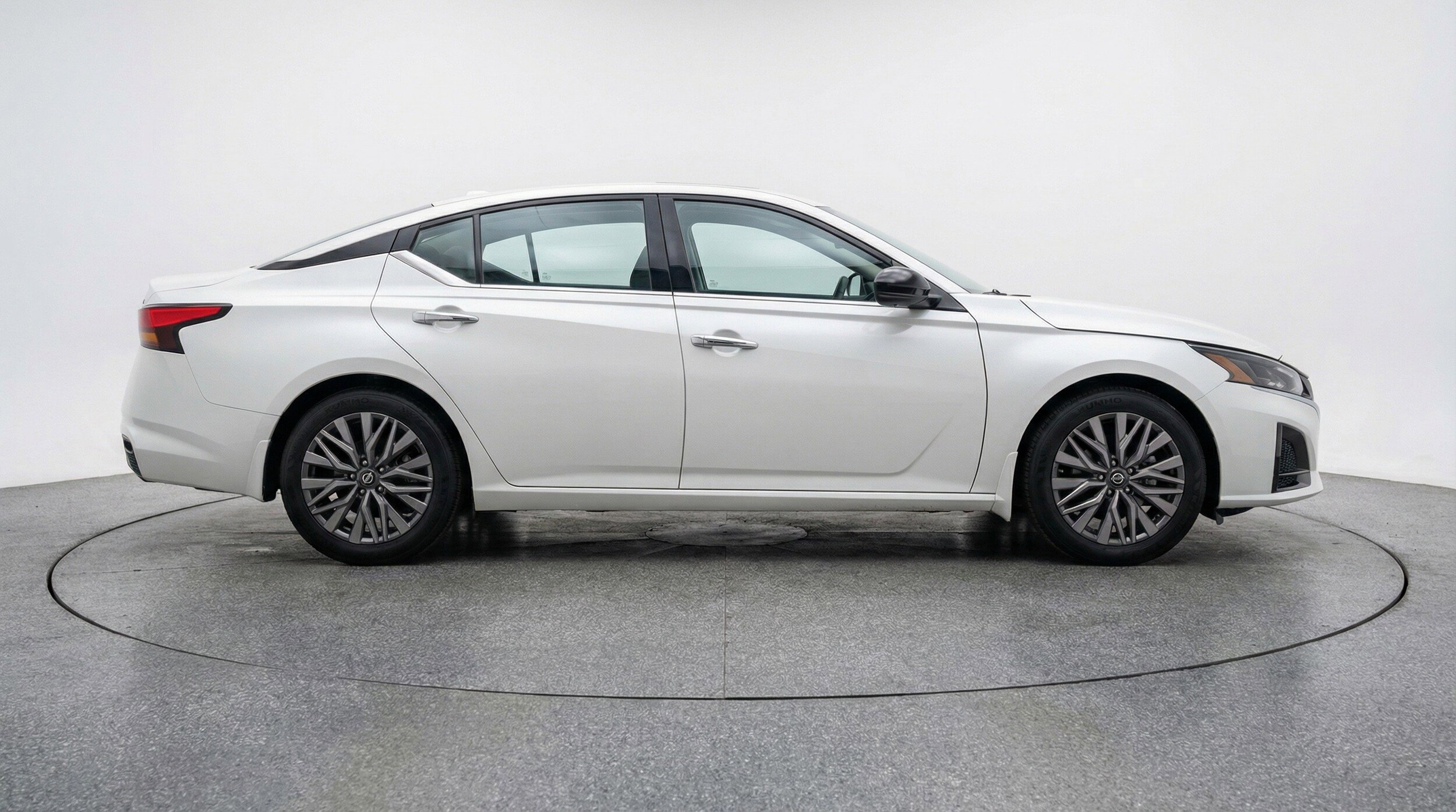 Thumbnail: 2025 Nissan Altima - 11