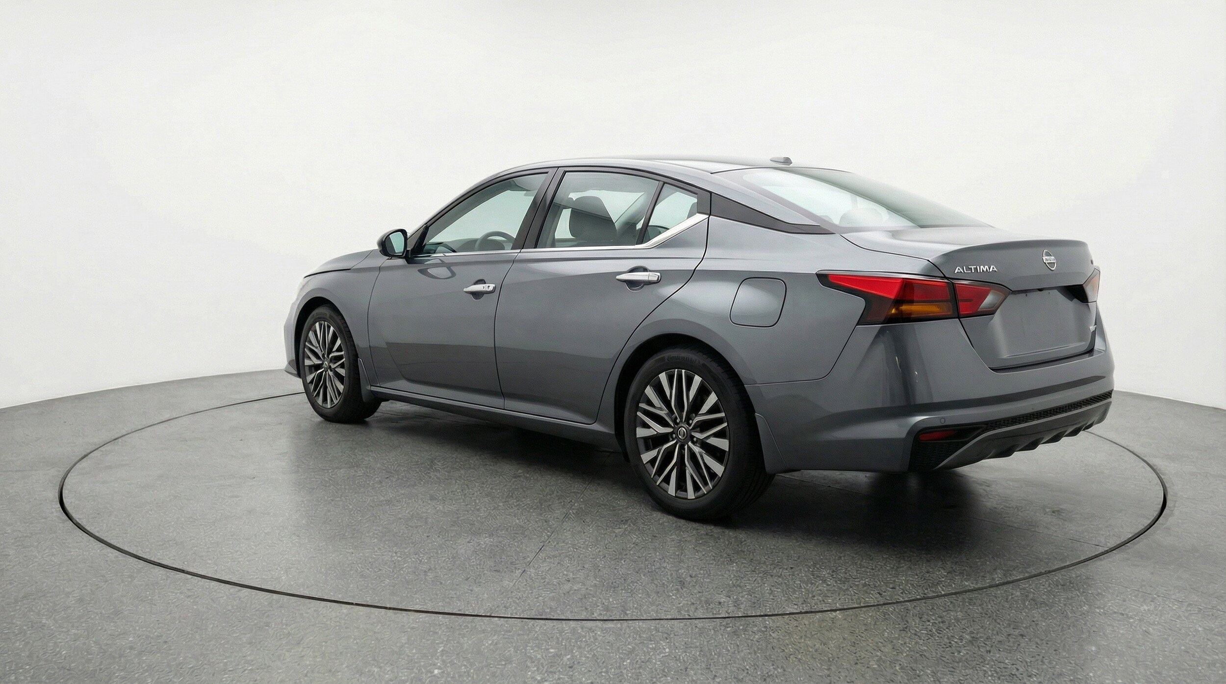 Thumbnail: 2025 Nissan Altima - 6