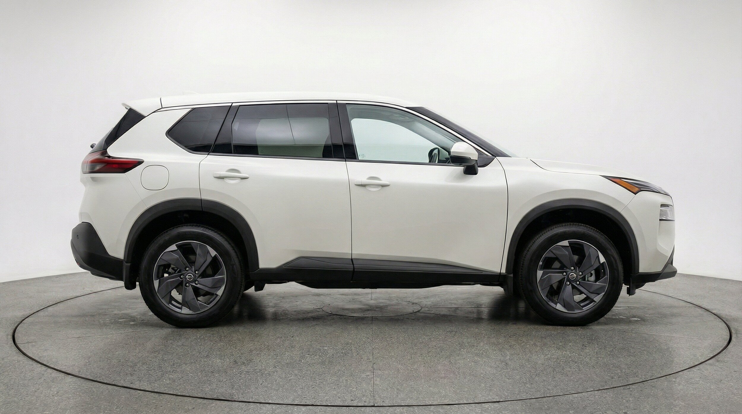 Thumbnail: 2025 Nissan Rogue - 10