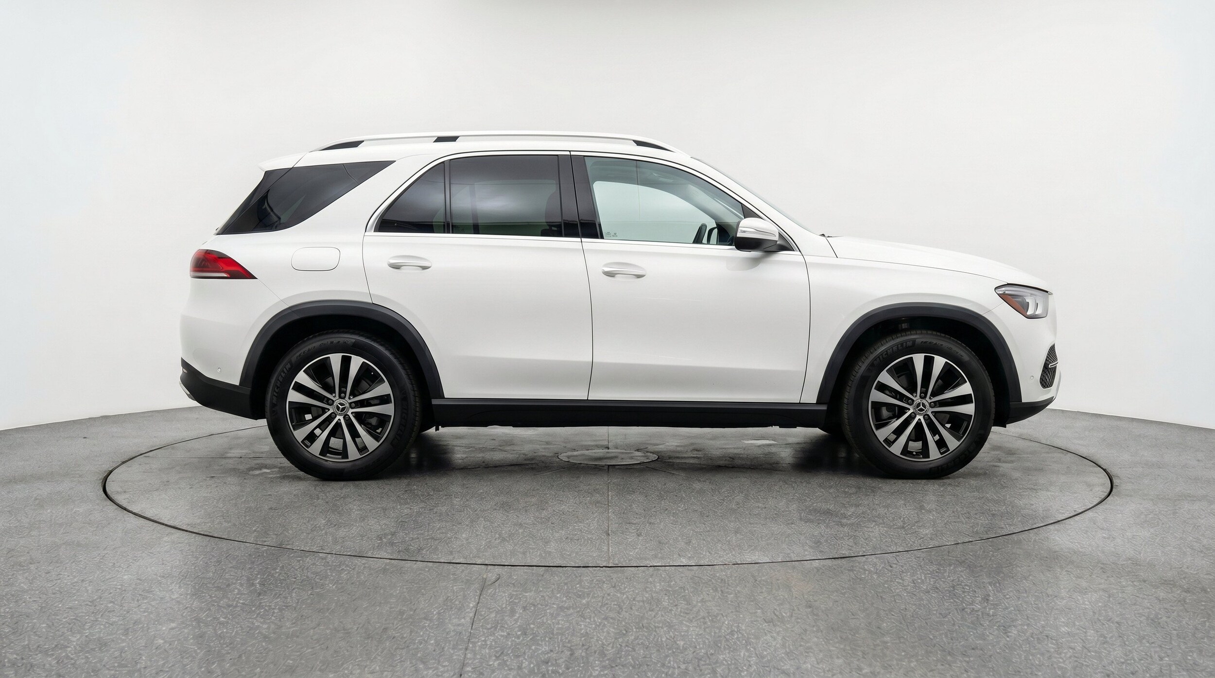 Thumbnail: 2026 Mercedes-Benz GLE - 11