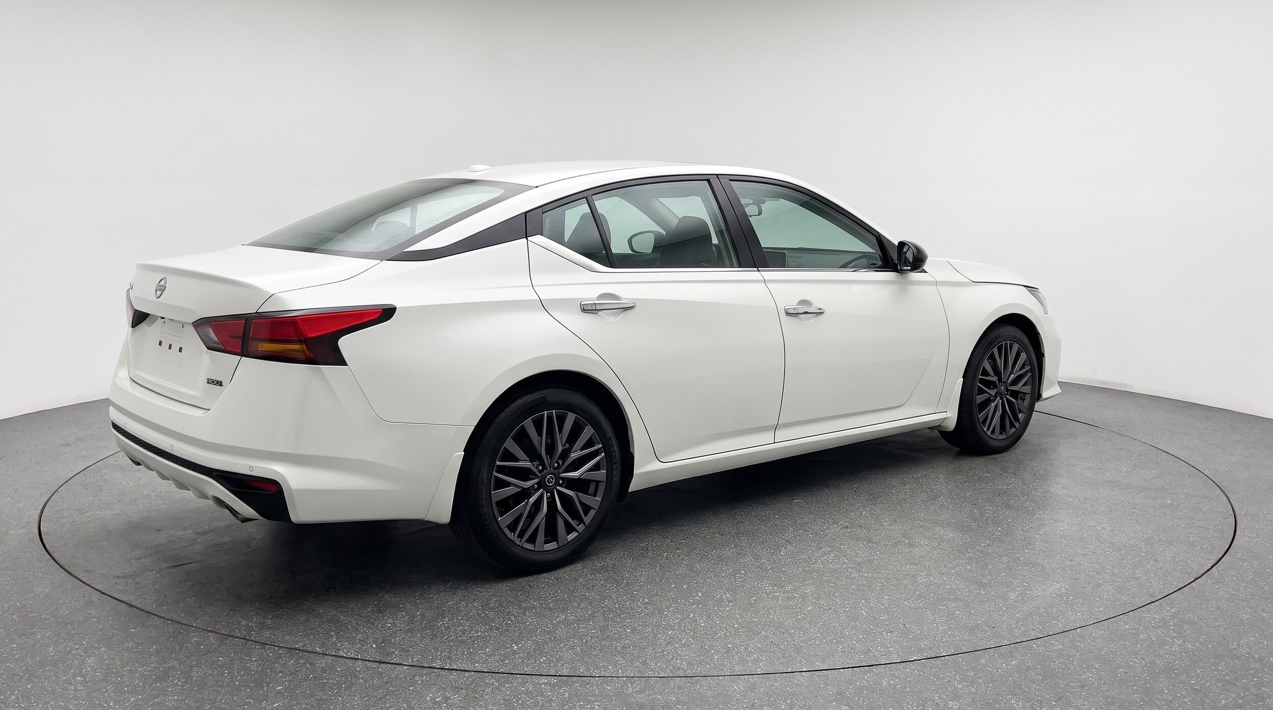Thumbnail: 2025 Nissan Altima - 9