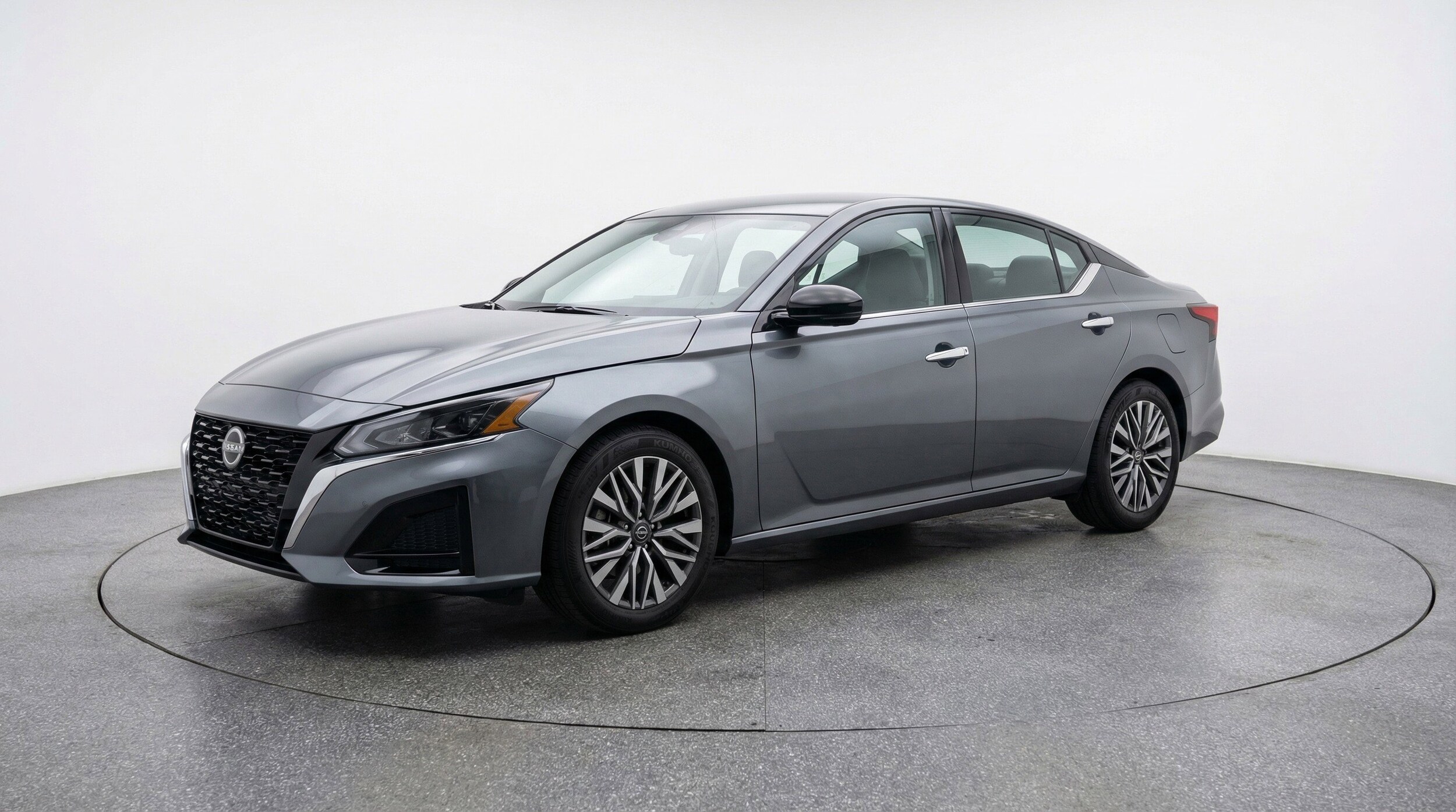 Thumbnail: 2025 Nissan Altima - 3