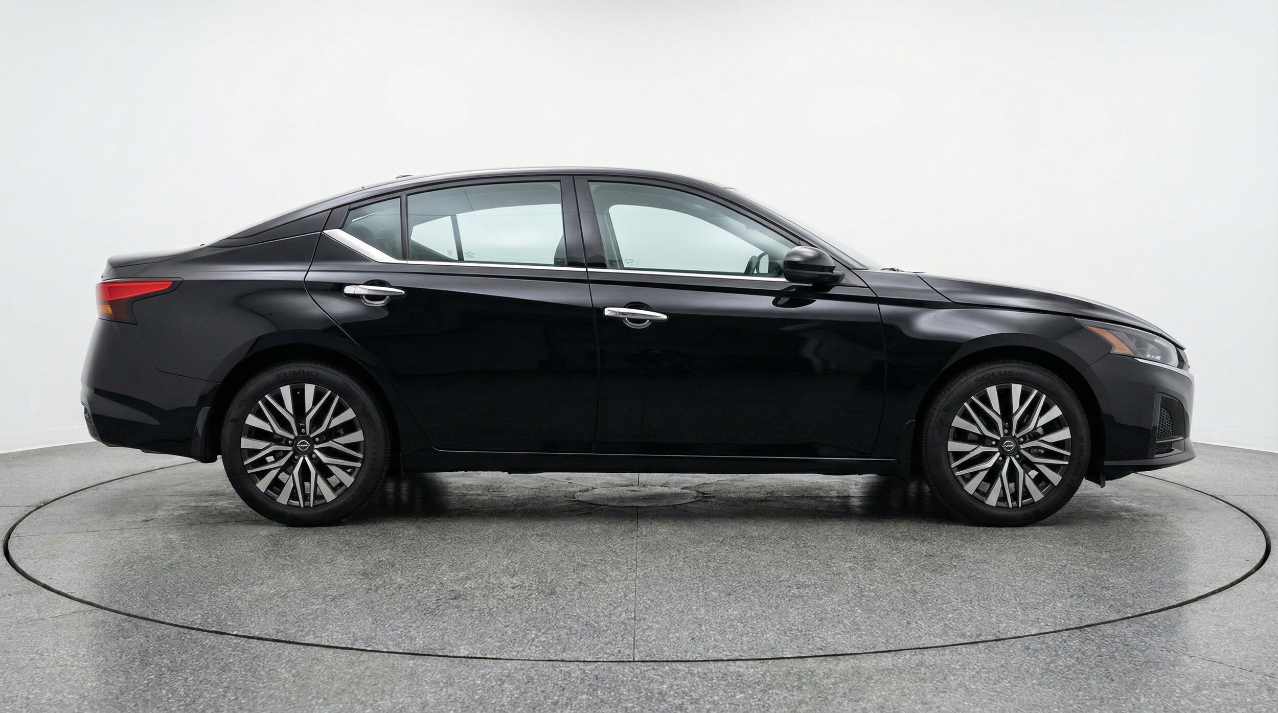 Thumbnail: 2025 Nissan Altima - 11