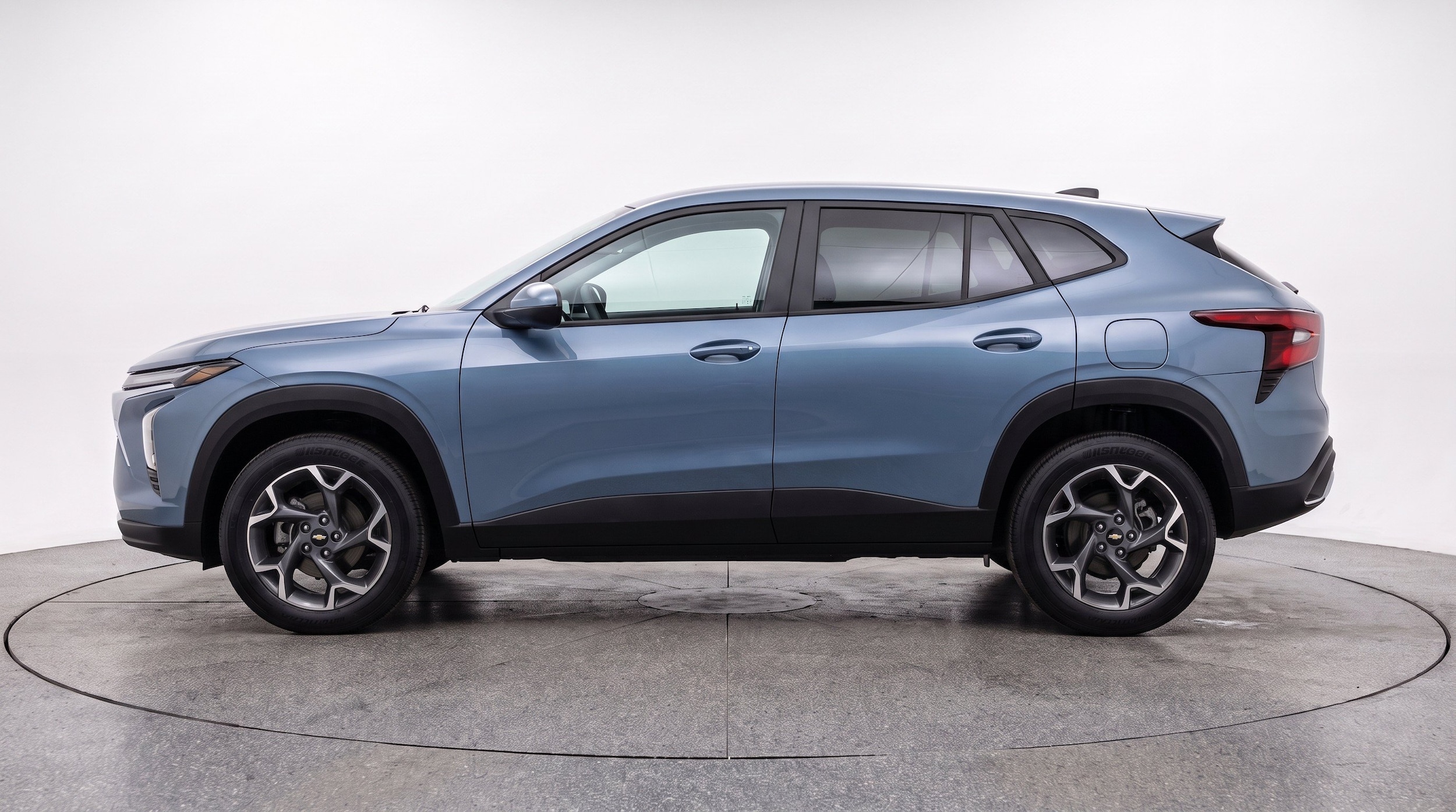 Thumbnail: 2025 Chevrolet Trax - 5