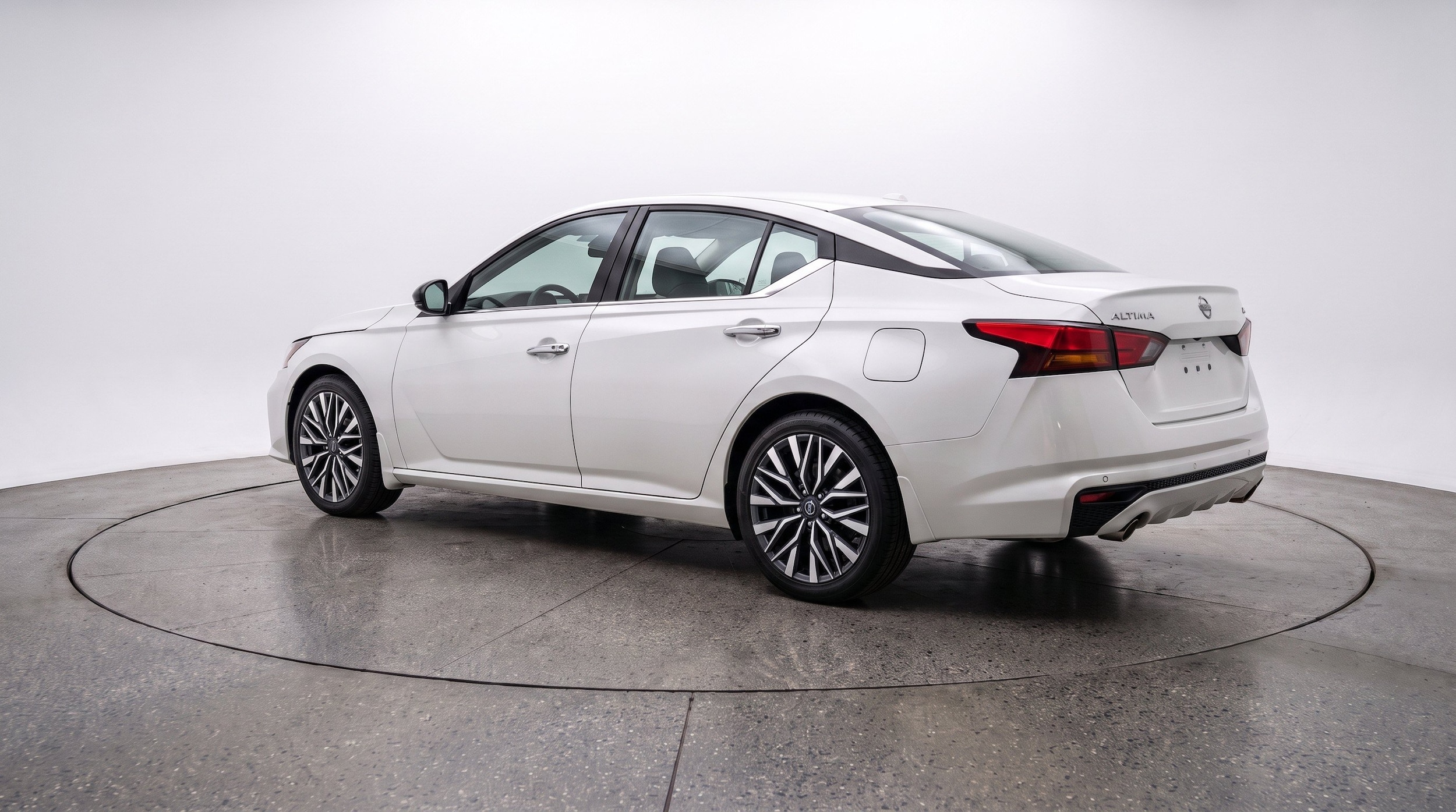 Thumbnail: 2025 Nissan Altima - 6