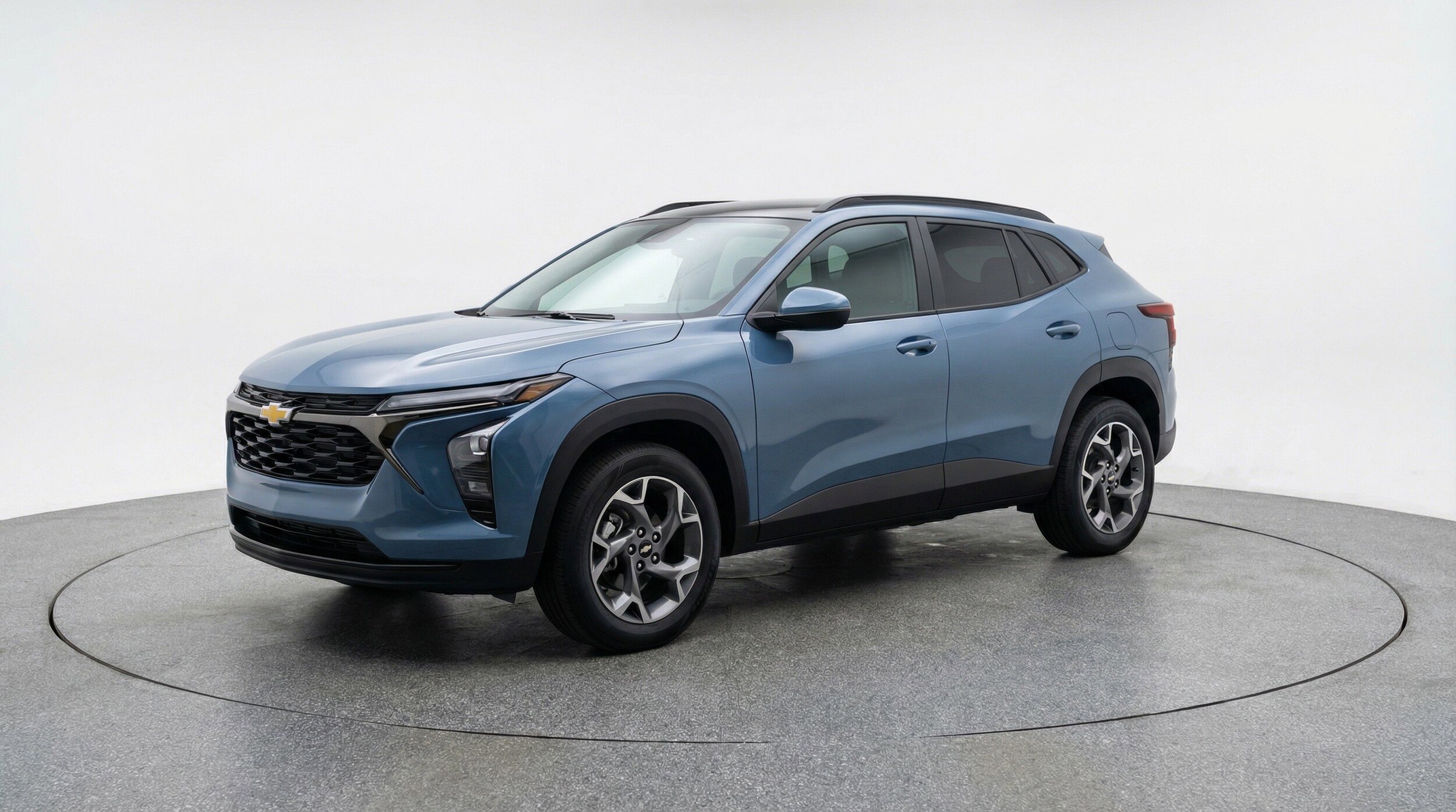 Thumbnail: 2025 Chevrolet Trax - 3