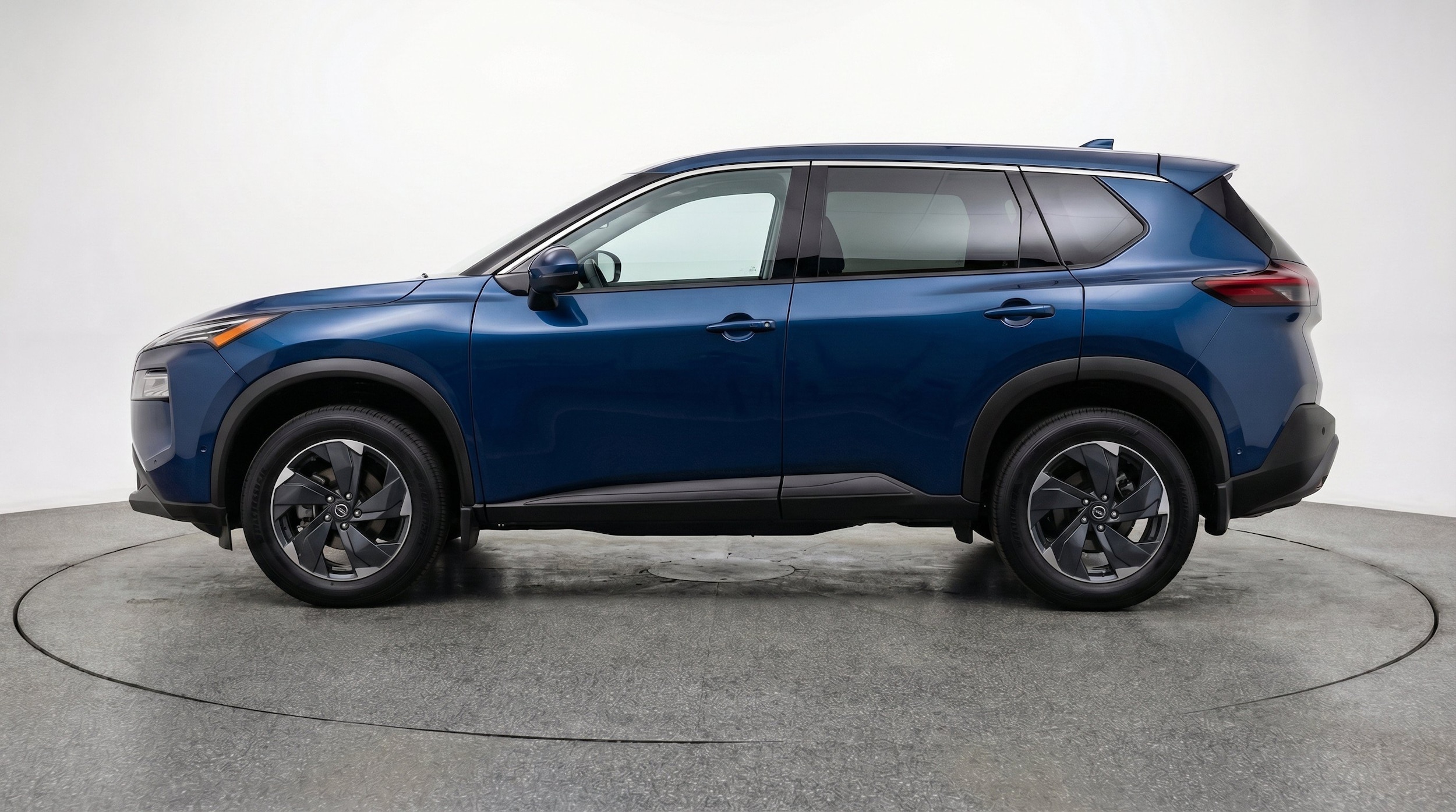 Thumbnail: 2025 Nissan Rogue - 5