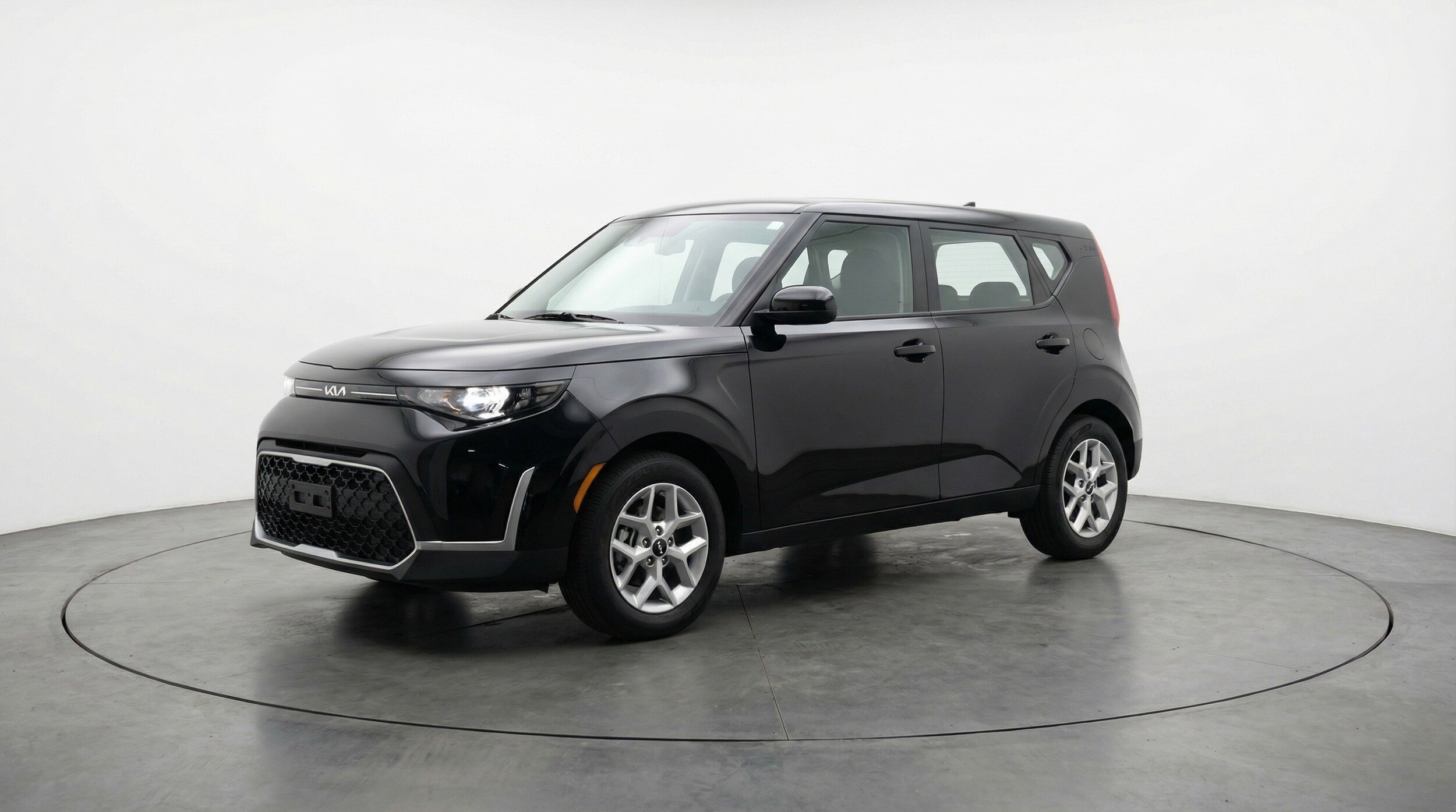 Thumbnail: 2025 Kia Soul - 3