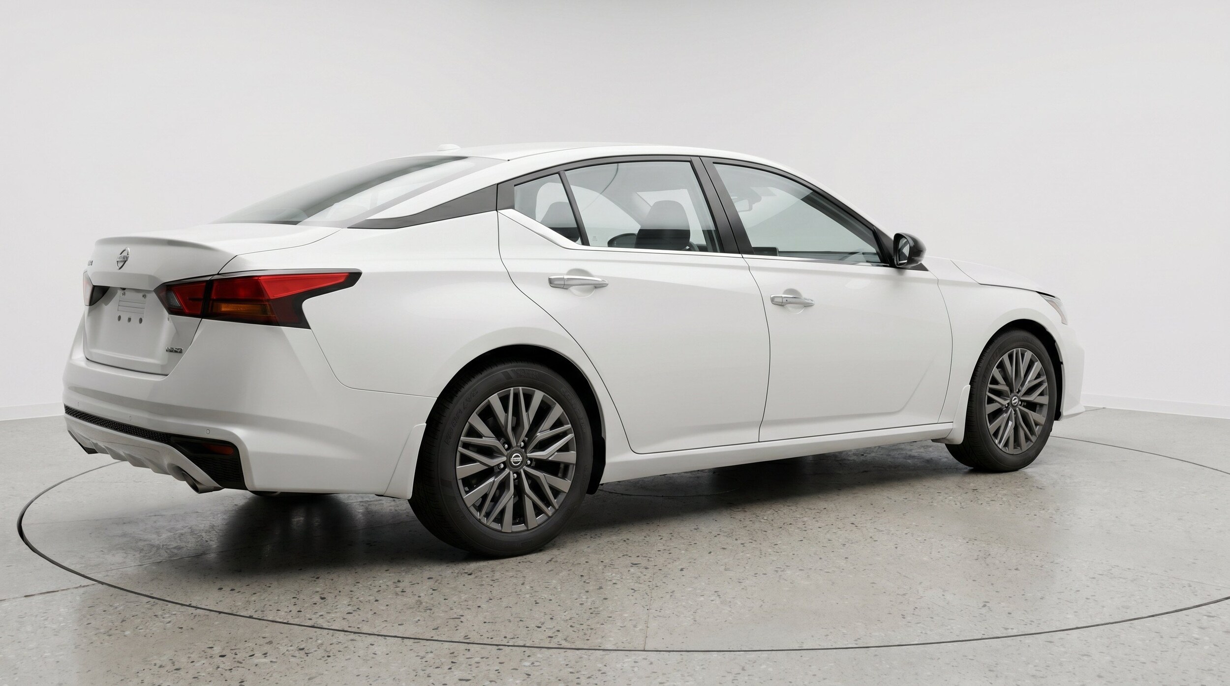 Thumbnail: 2025 Nissan Altima - 9
