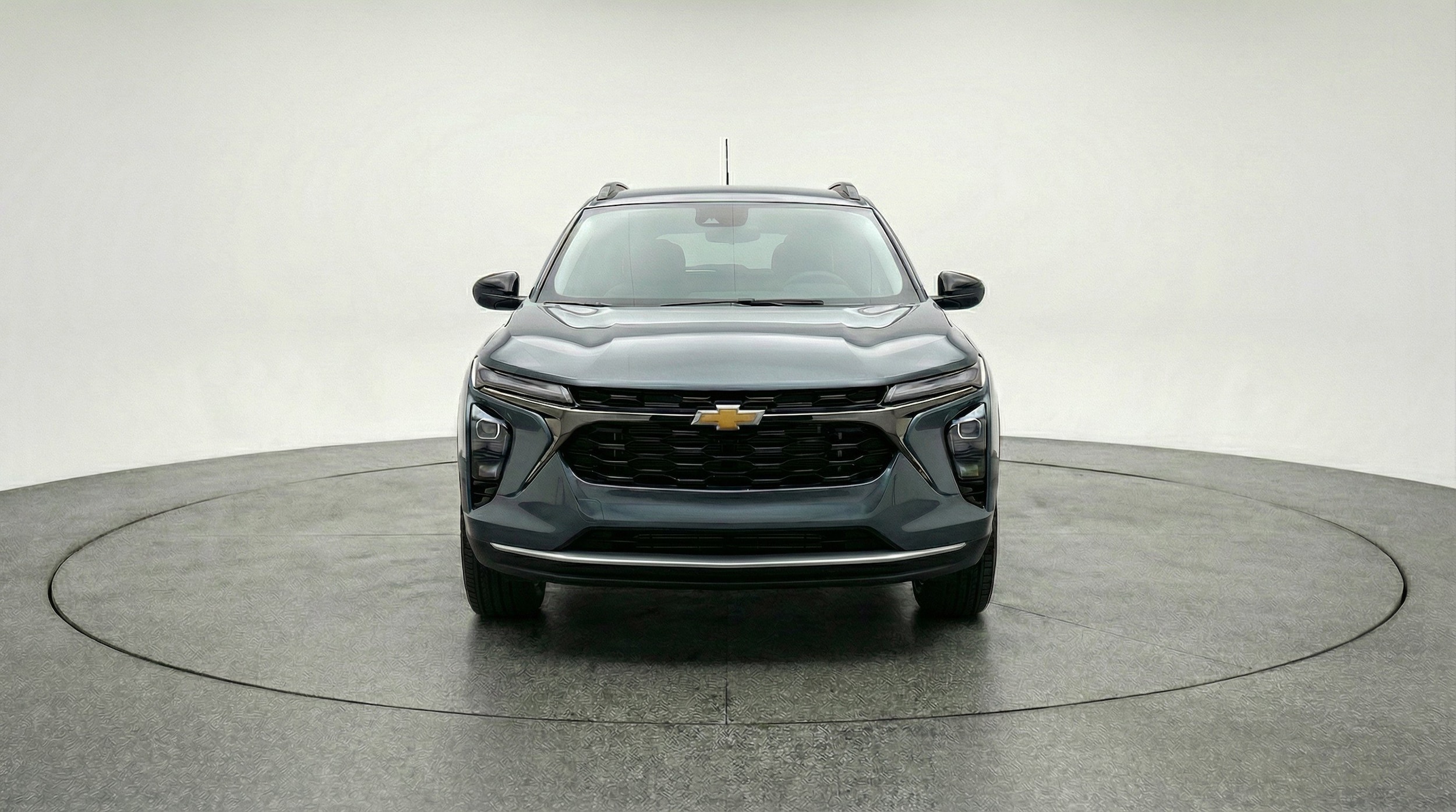 Thumbnail: 2025 Chevrolet Trax - 2