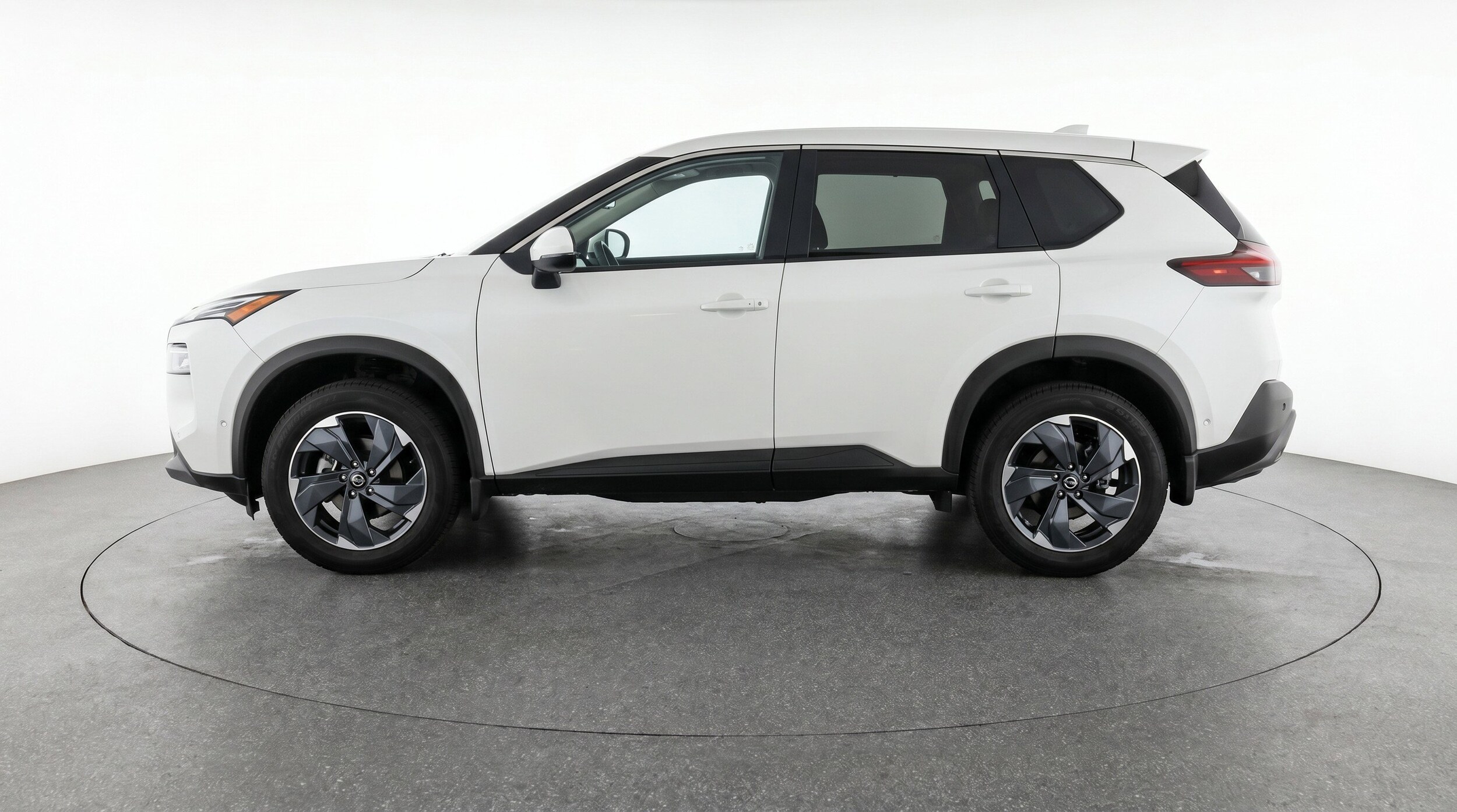 Thumbnail: 2025 Nissan Rogue - 5