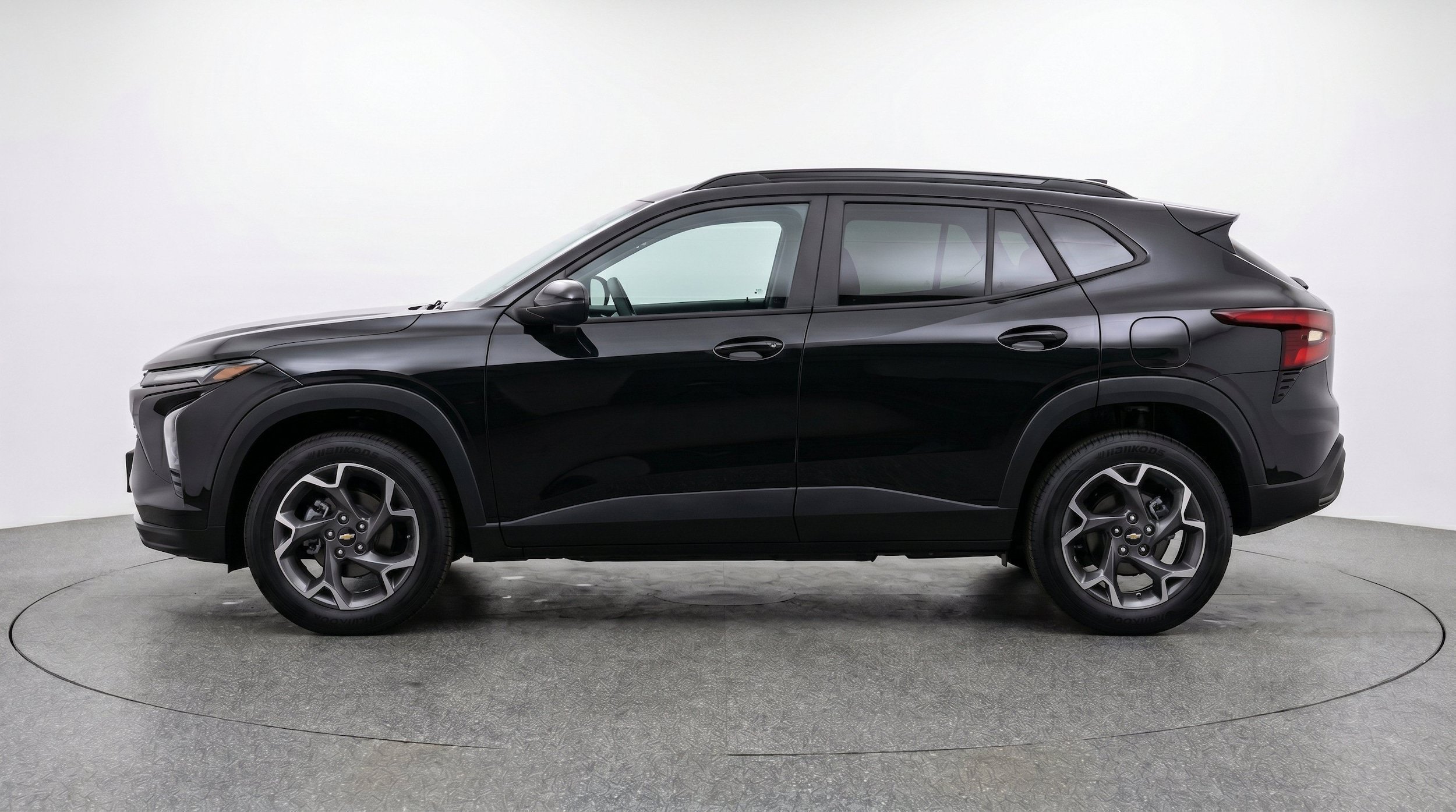 Thumbnail: 2025 Chevrolet Trax - 5