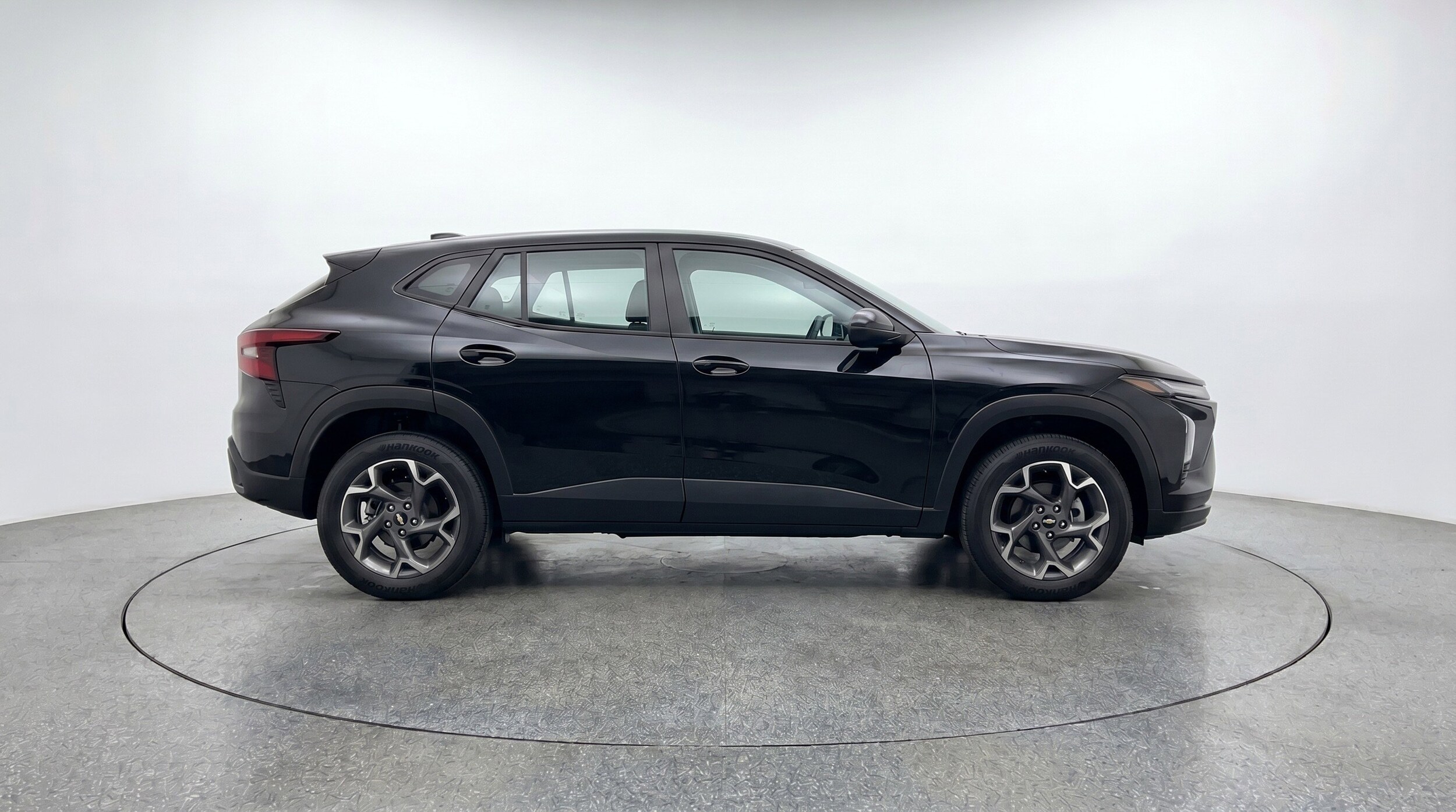 Thumbnail: 2025 Chevrolet Trax - 11