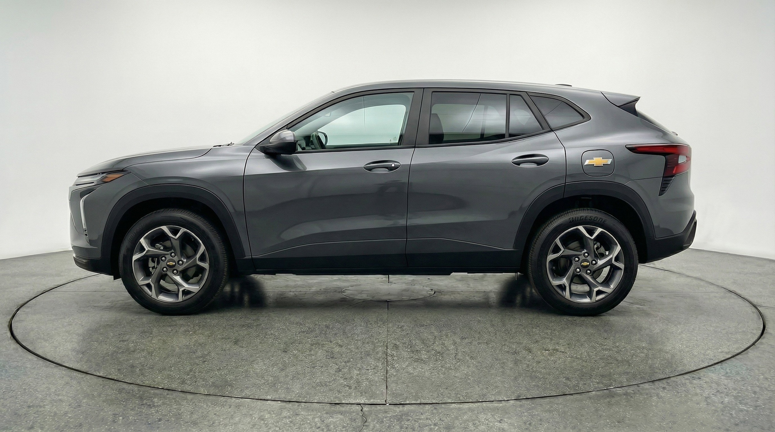 Thumbnail: 2025 Chevrolet Trax - 5