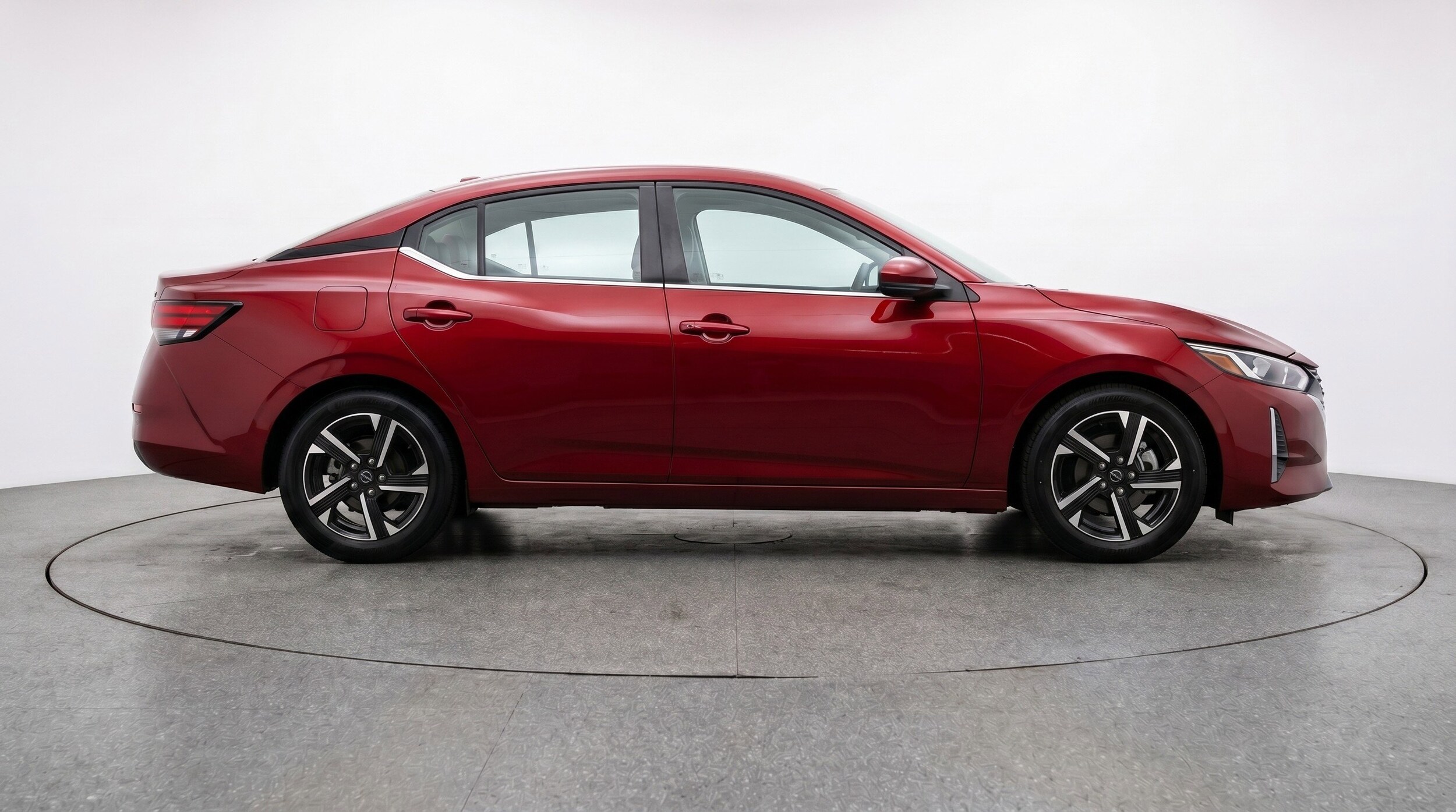 Thumbnail: 2025 Nissan Sentra - 11