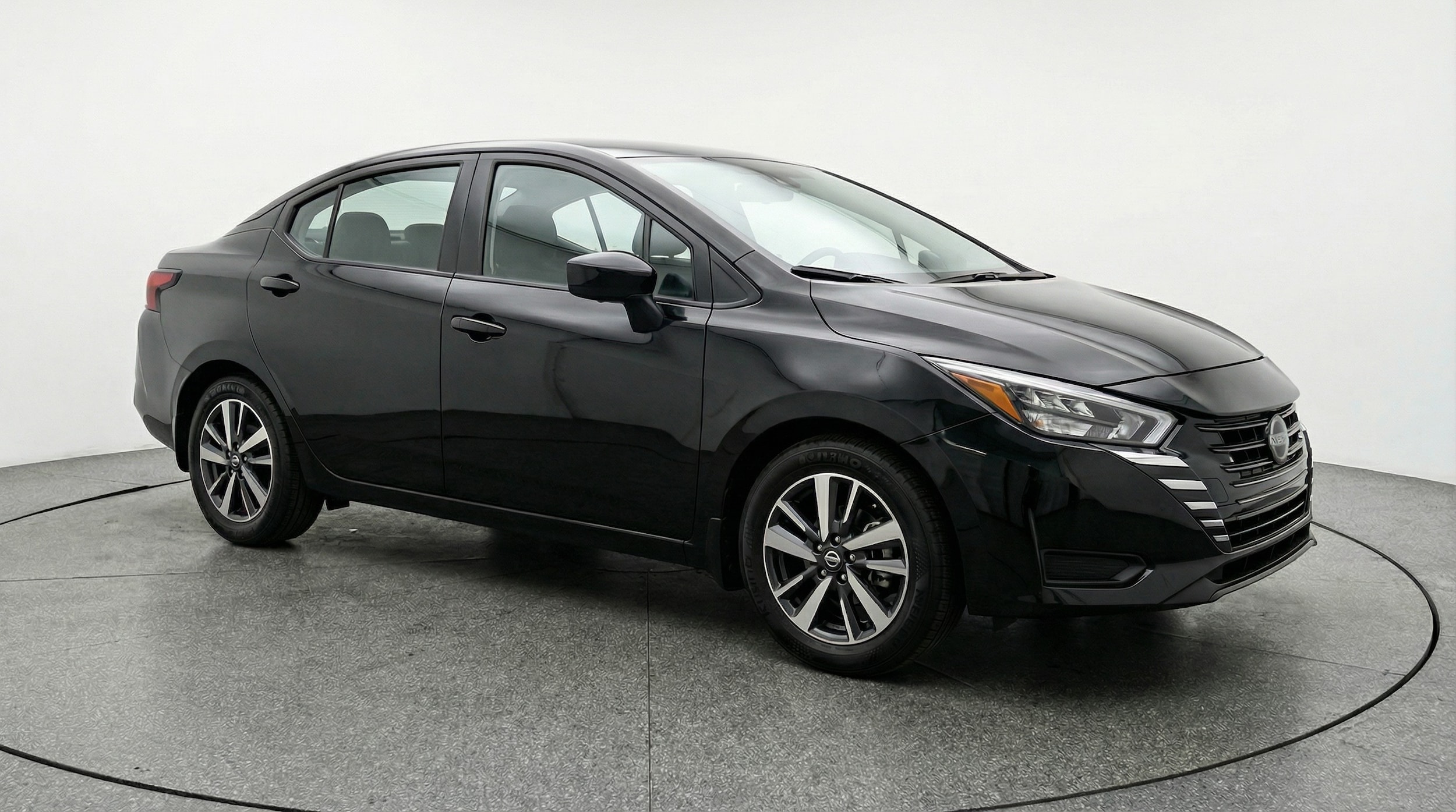 2025 Nissan Versa Sedan SV