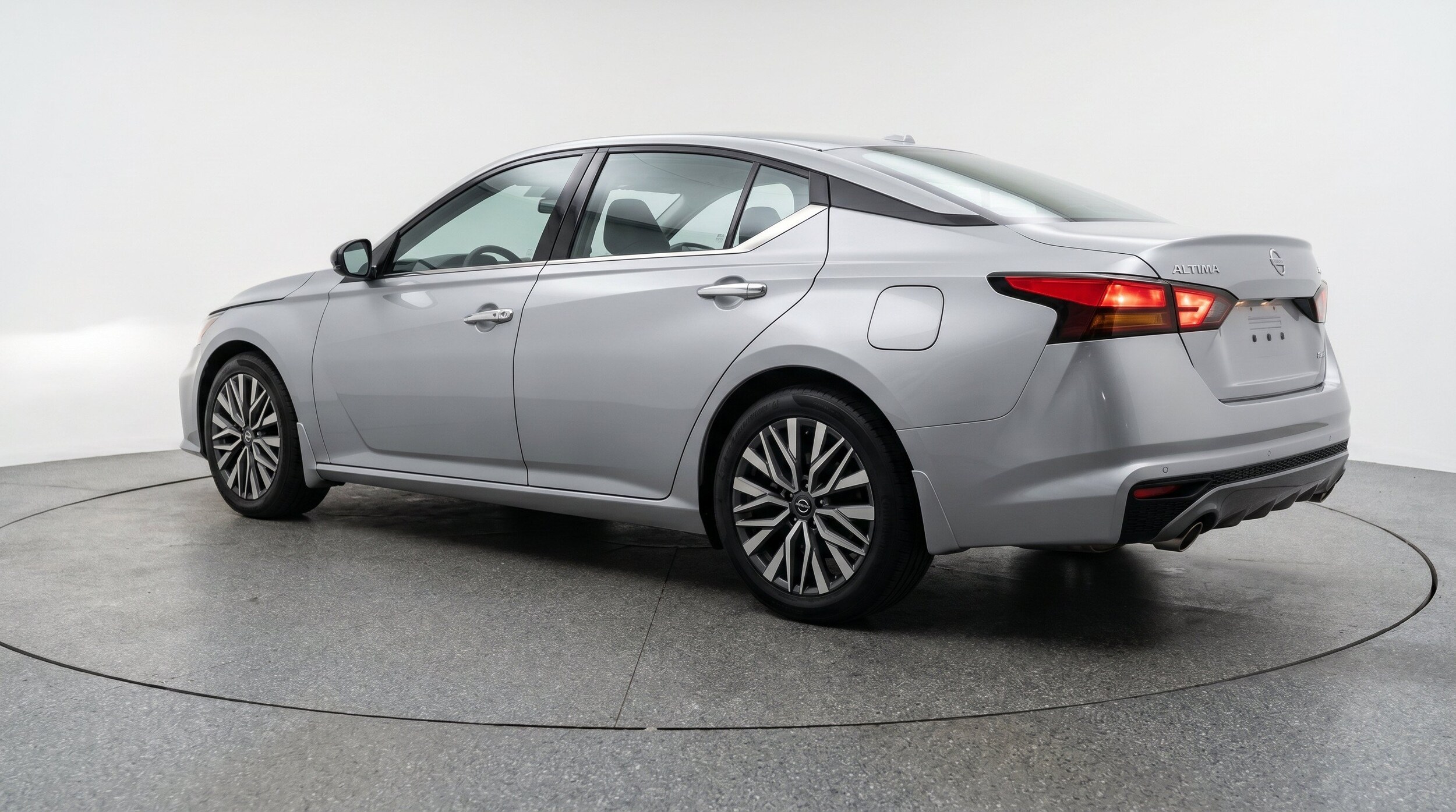 Thumbnail: 2025 Nissan Altima - 6