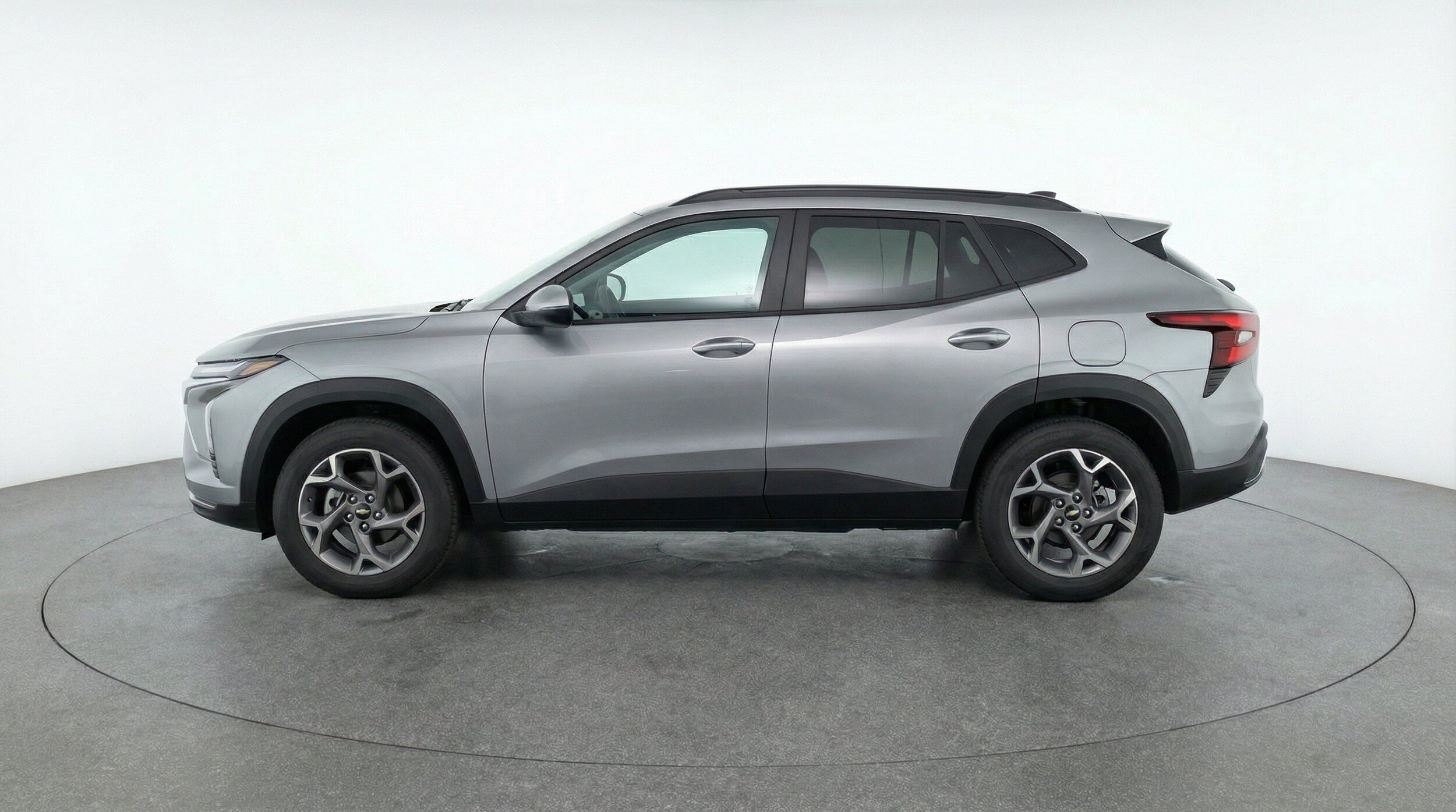 Thumbnail: 2025 Chevrolet Trax - 5