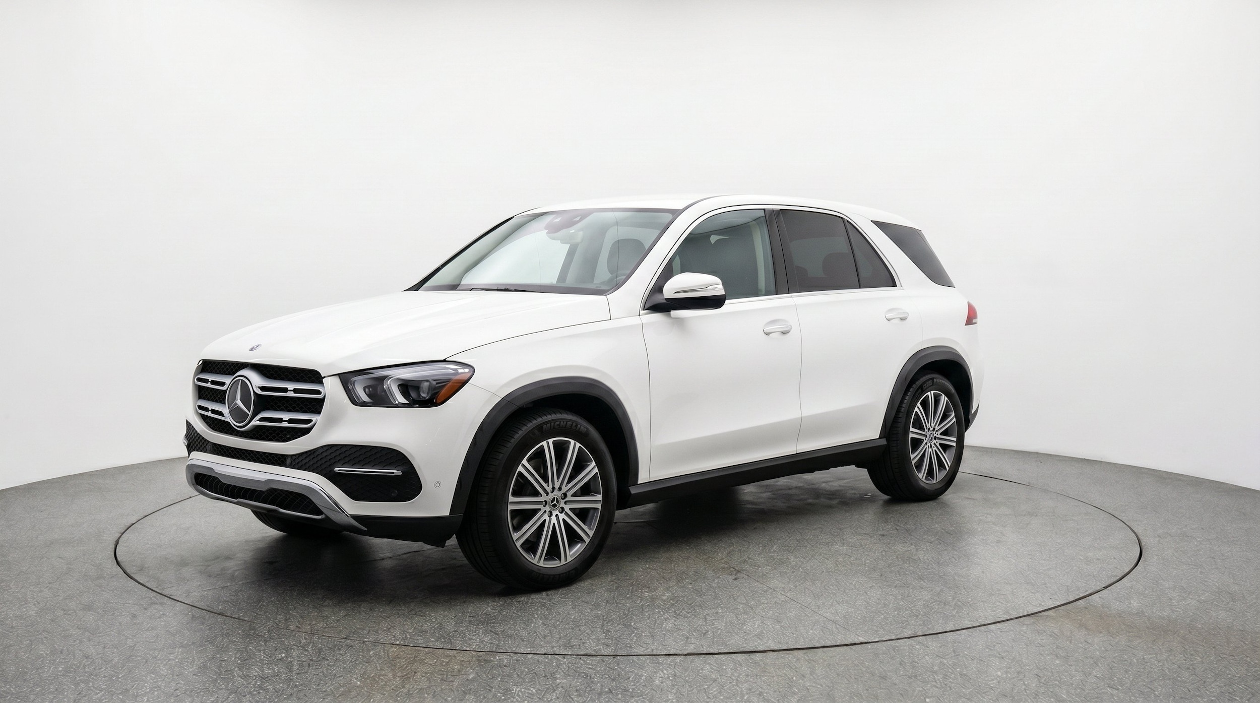 Thumbnail: 2026 Mercedes-Benz GLE - 3