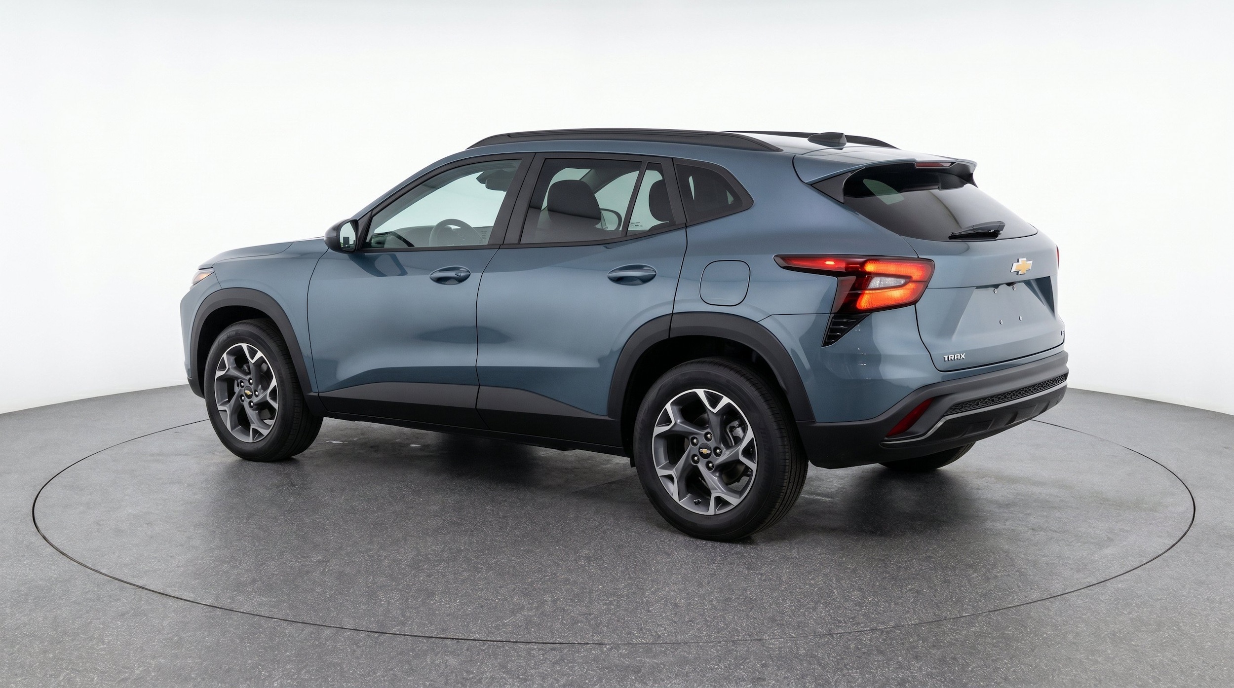 Thumbnail: 2025 Chevrolet Trax - 6