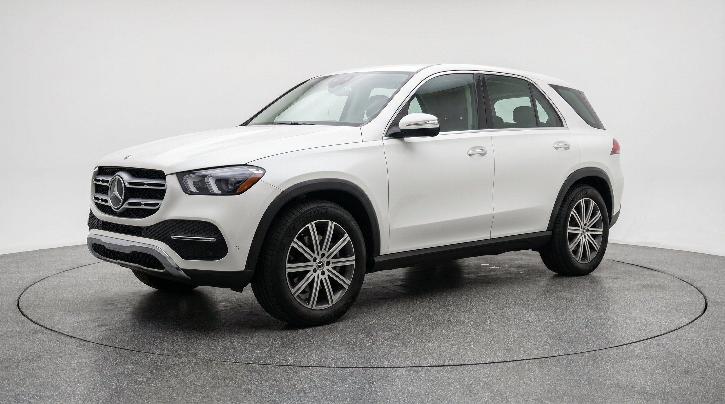 Thumbnail: 2026 Mercedes-Benz GLE - 3