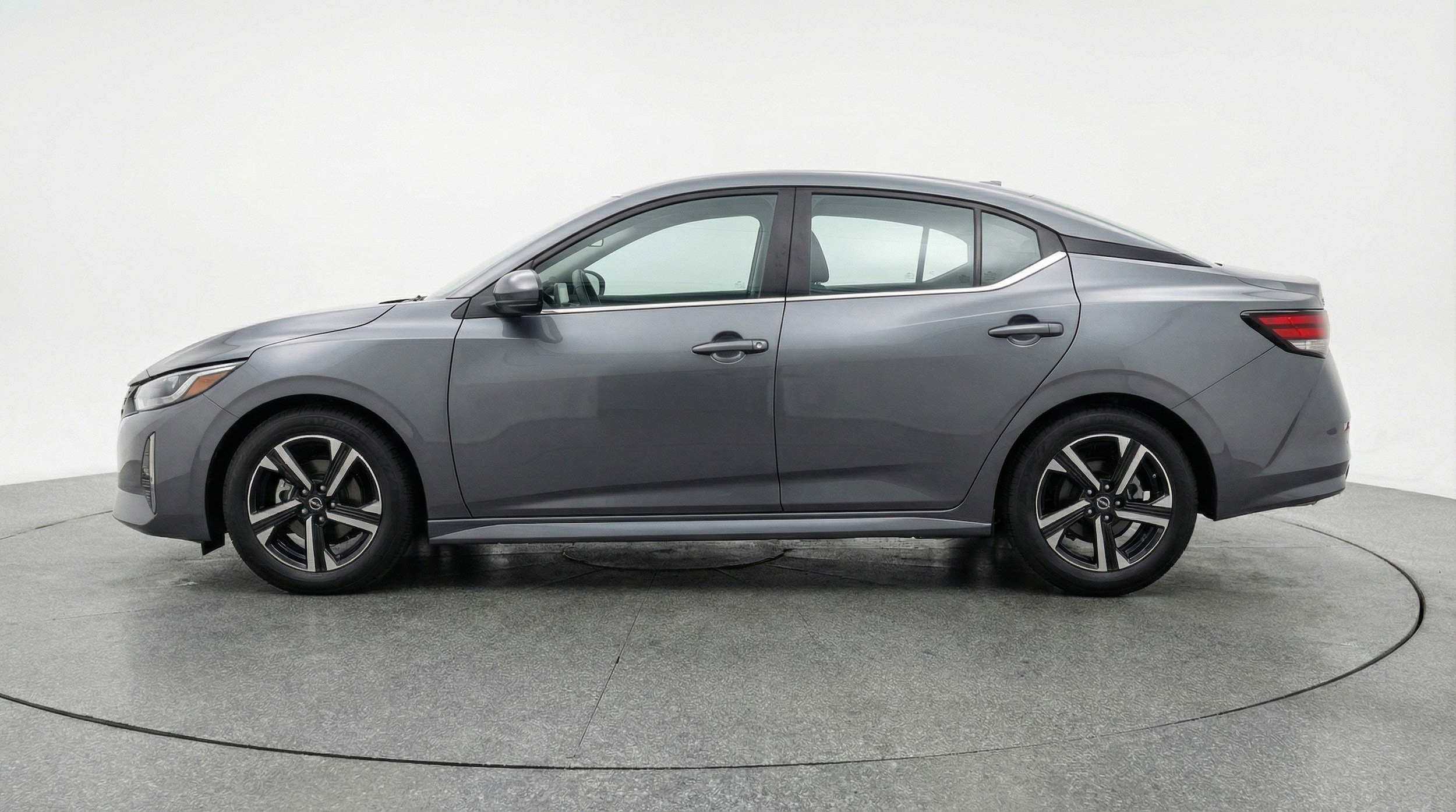 Thumbnail: 2025 Nissan Sentra - 5
