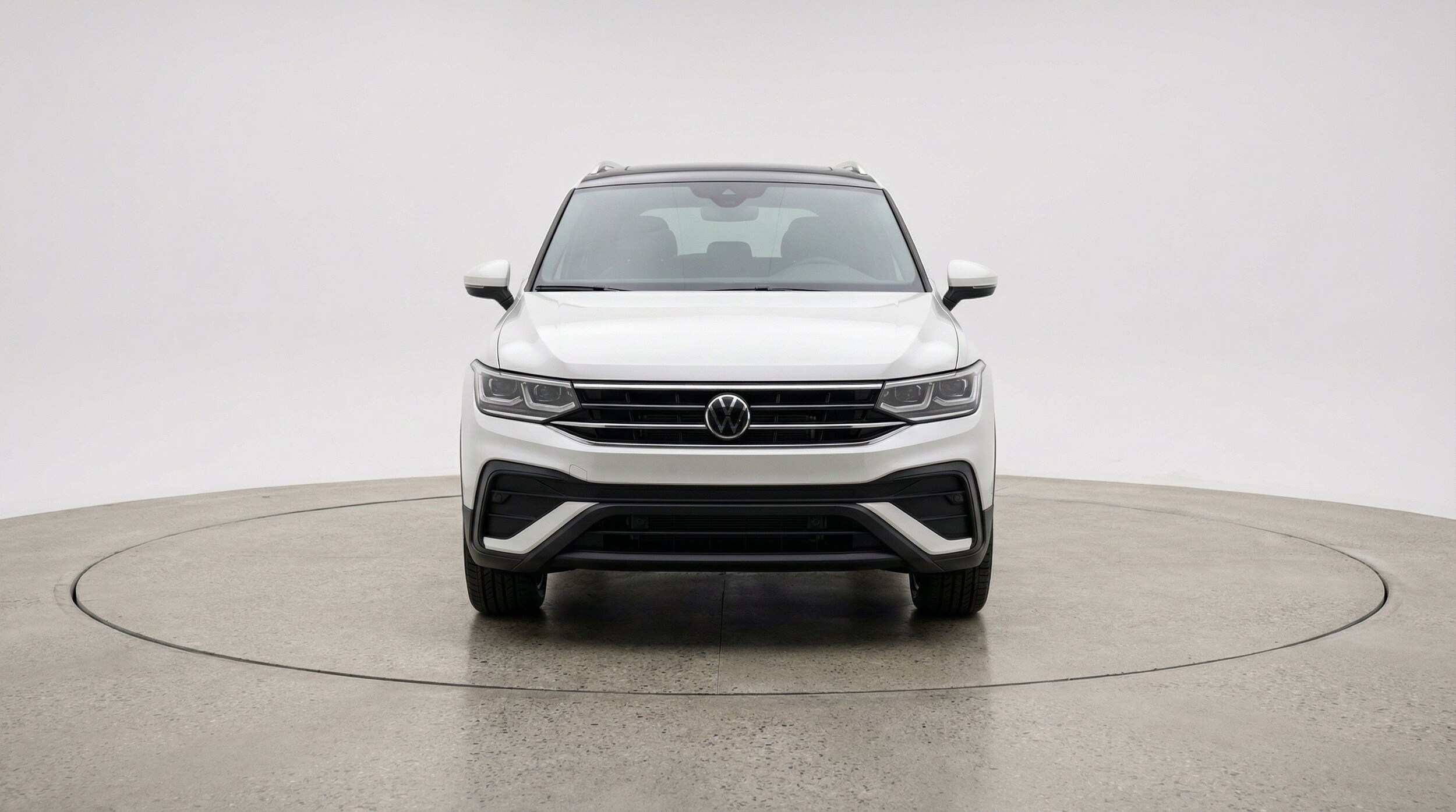 Thumbnail: 2026 Volkswagen Tiguan - 2