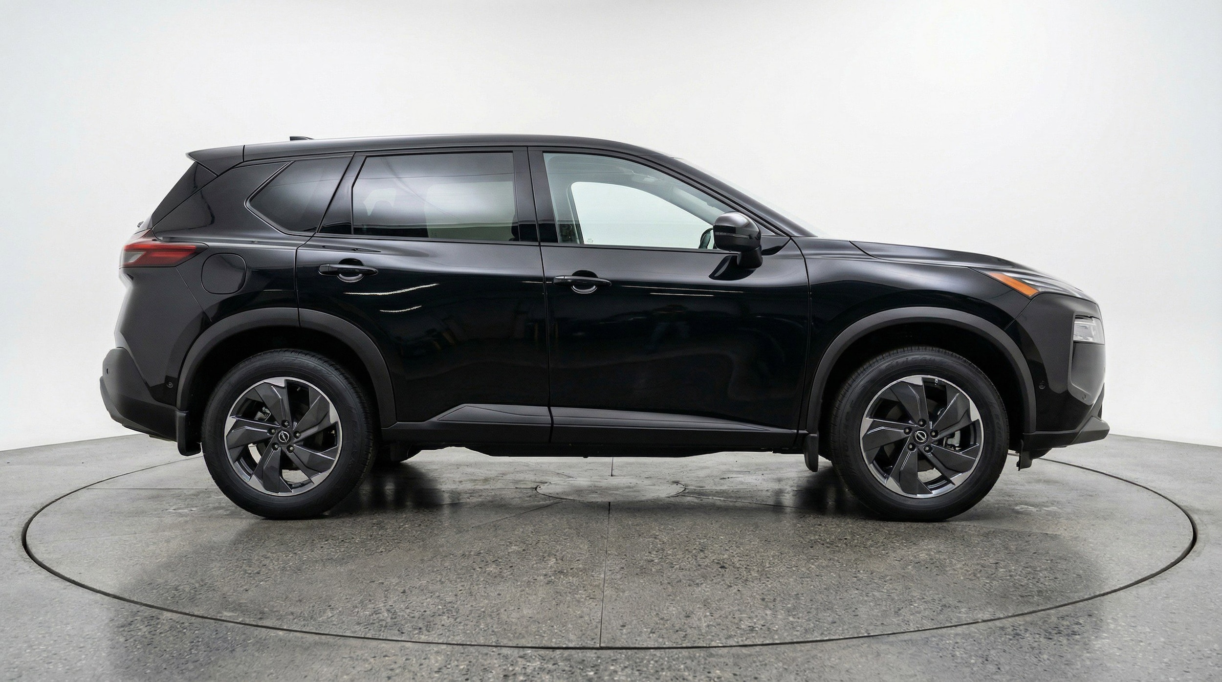 Thumbnail: 2025 Nissan Rogue - 11