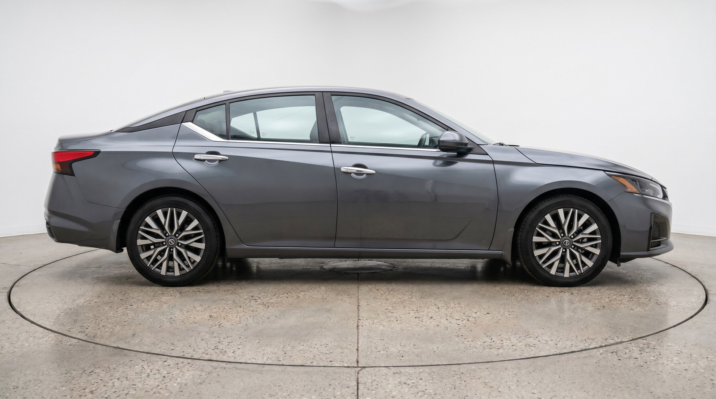 Thumbnail: 2025 Nissan Altima - 11
