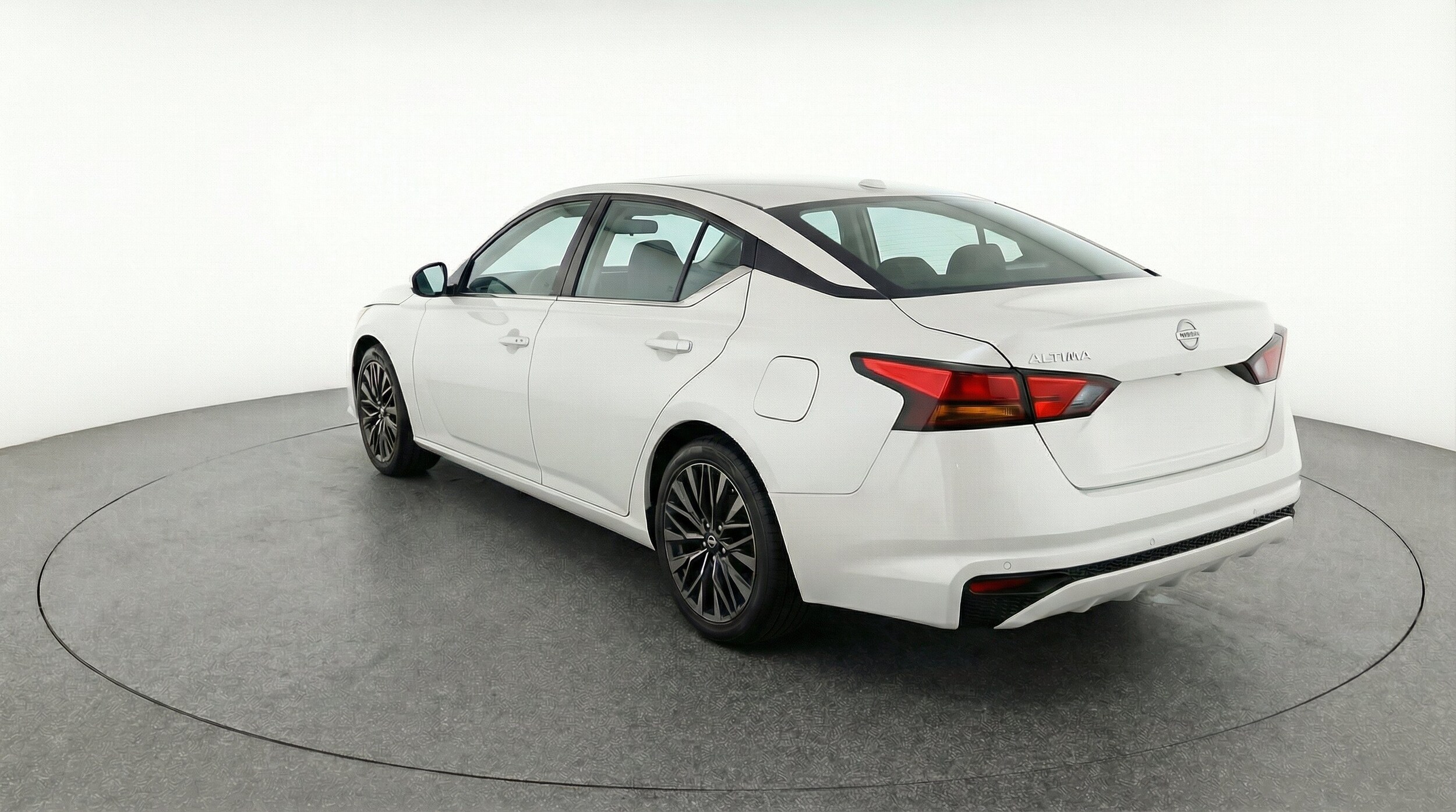 Thumbnail: 2025 Nissan Altima - 6