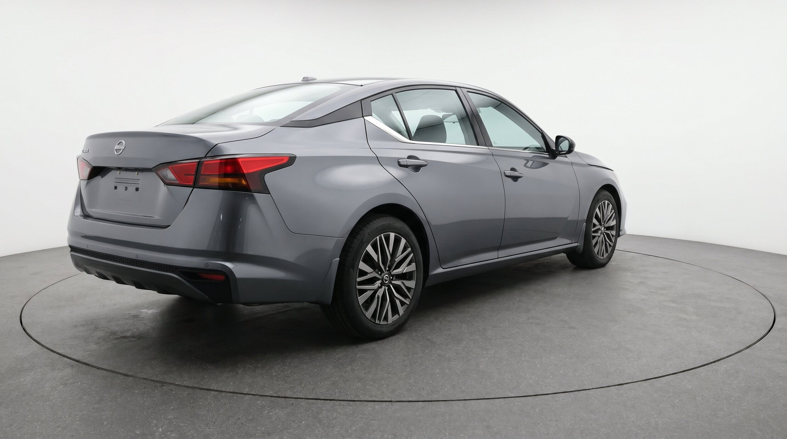 Thumbnail: 2025 Nissan Altima - 9