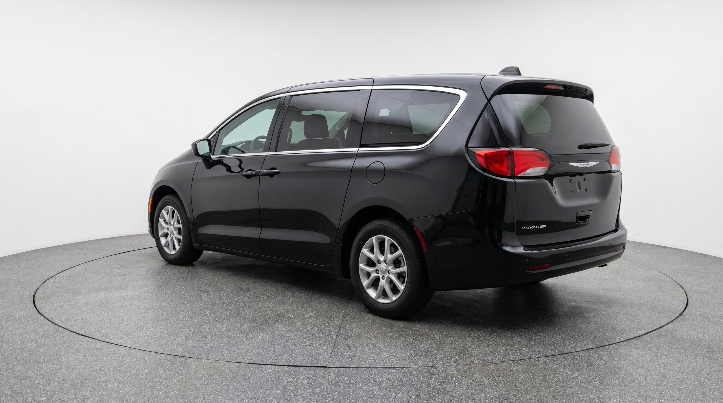 Thumbnail: 2024 Chrysler Voyager - 6