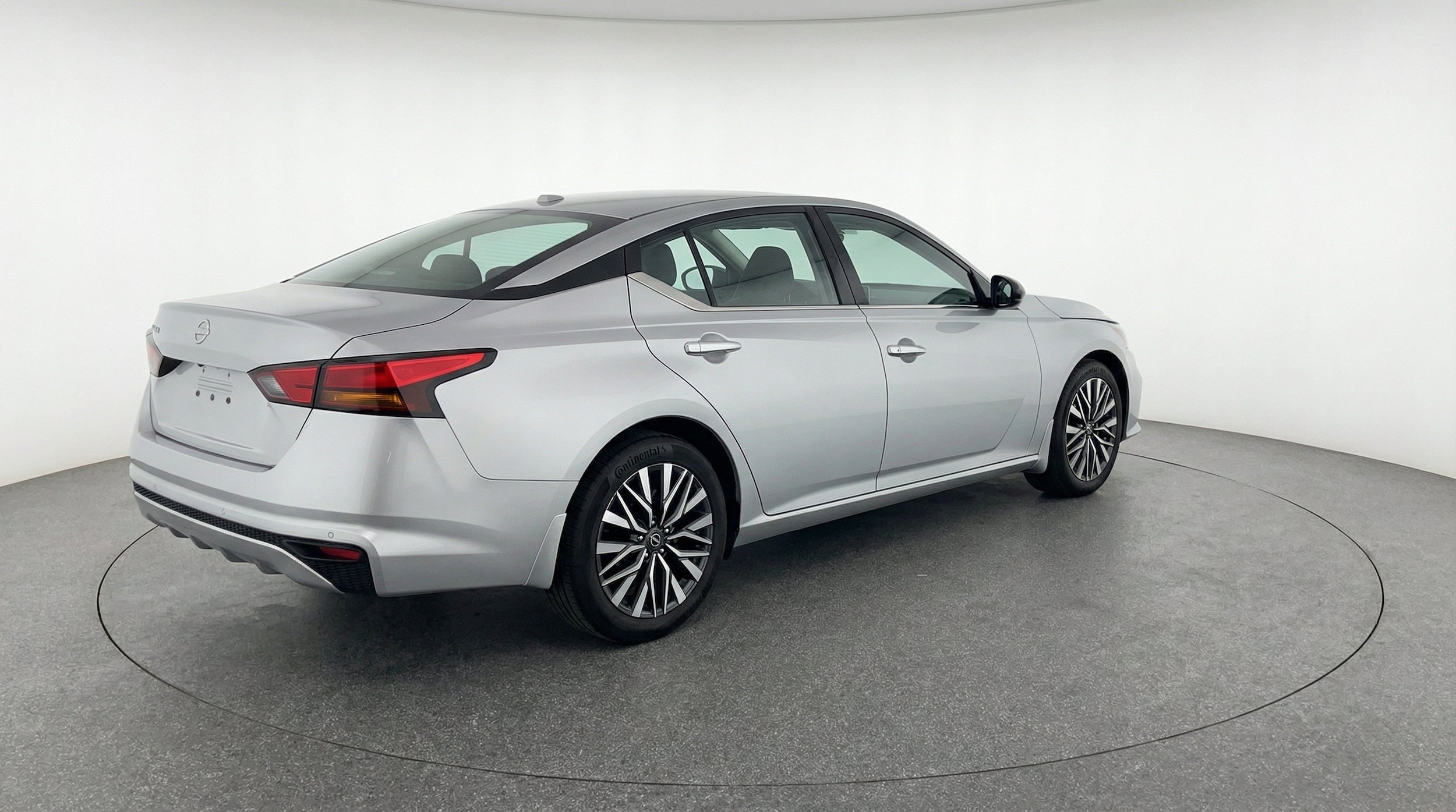 Thumbnail: 2025 Nissan Altima - 9
