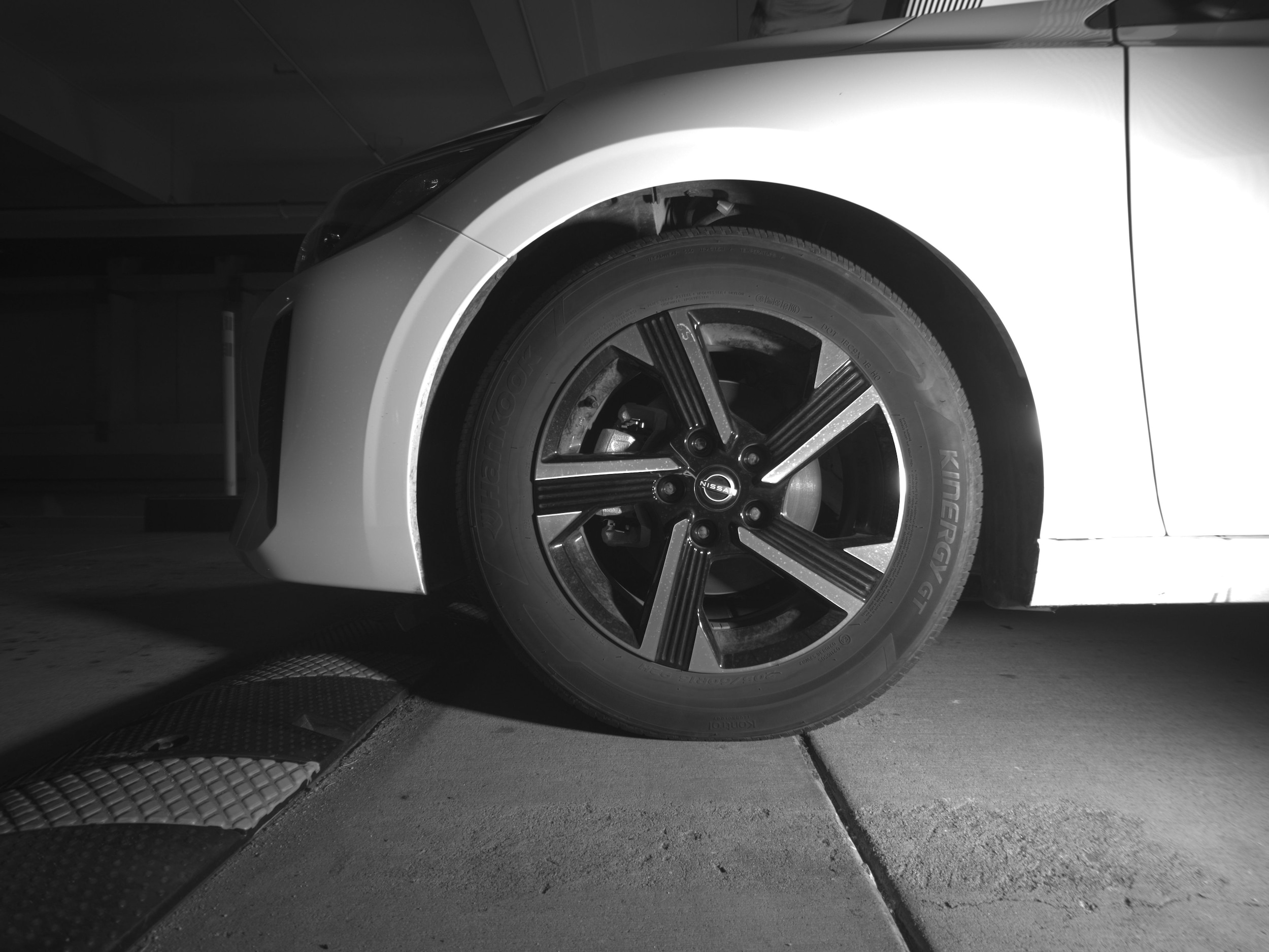 Thumbnail: 2025 Nissan Sentra - 9