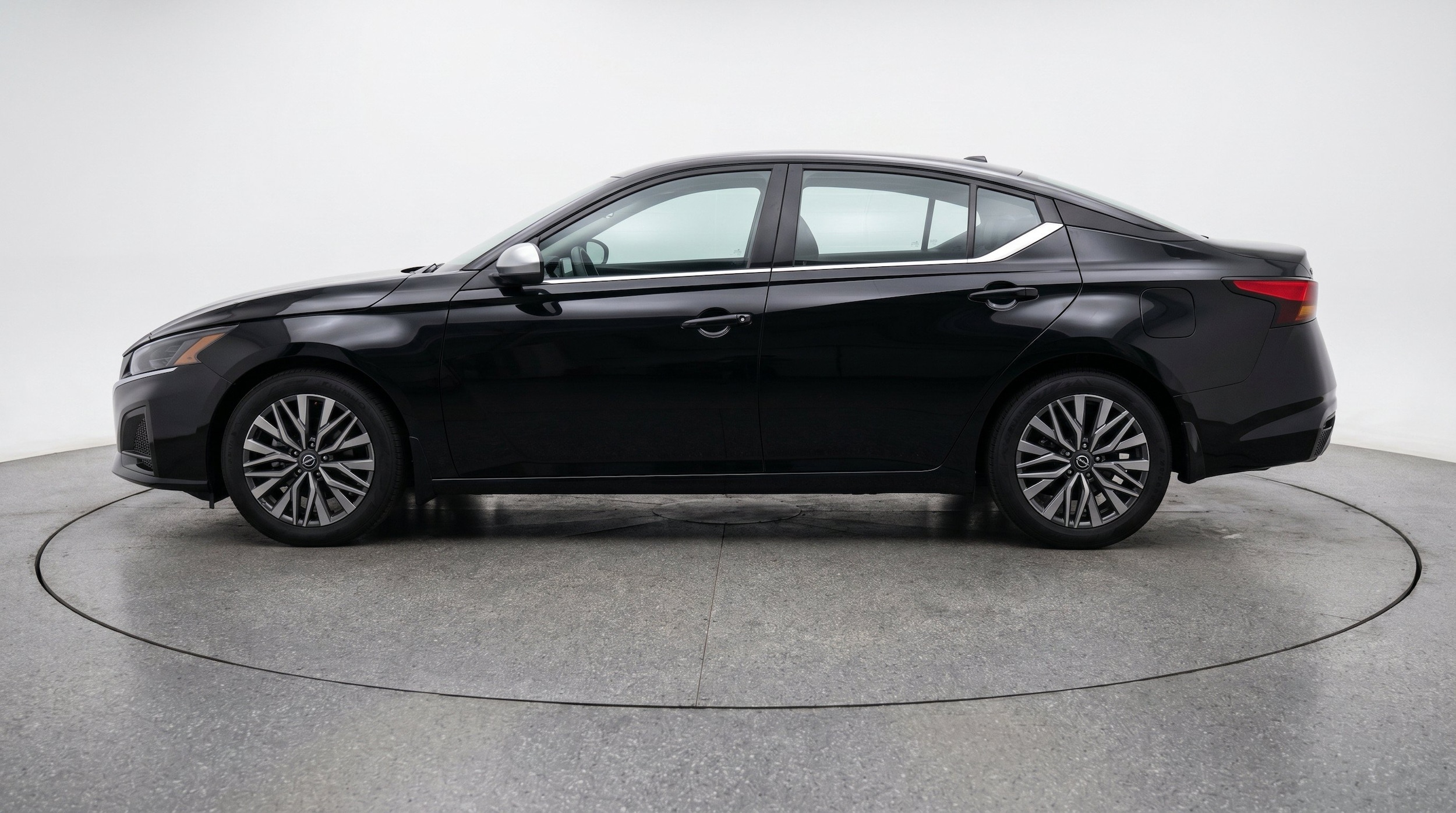 Thumbnail: 2026 Nissan Altima - 5