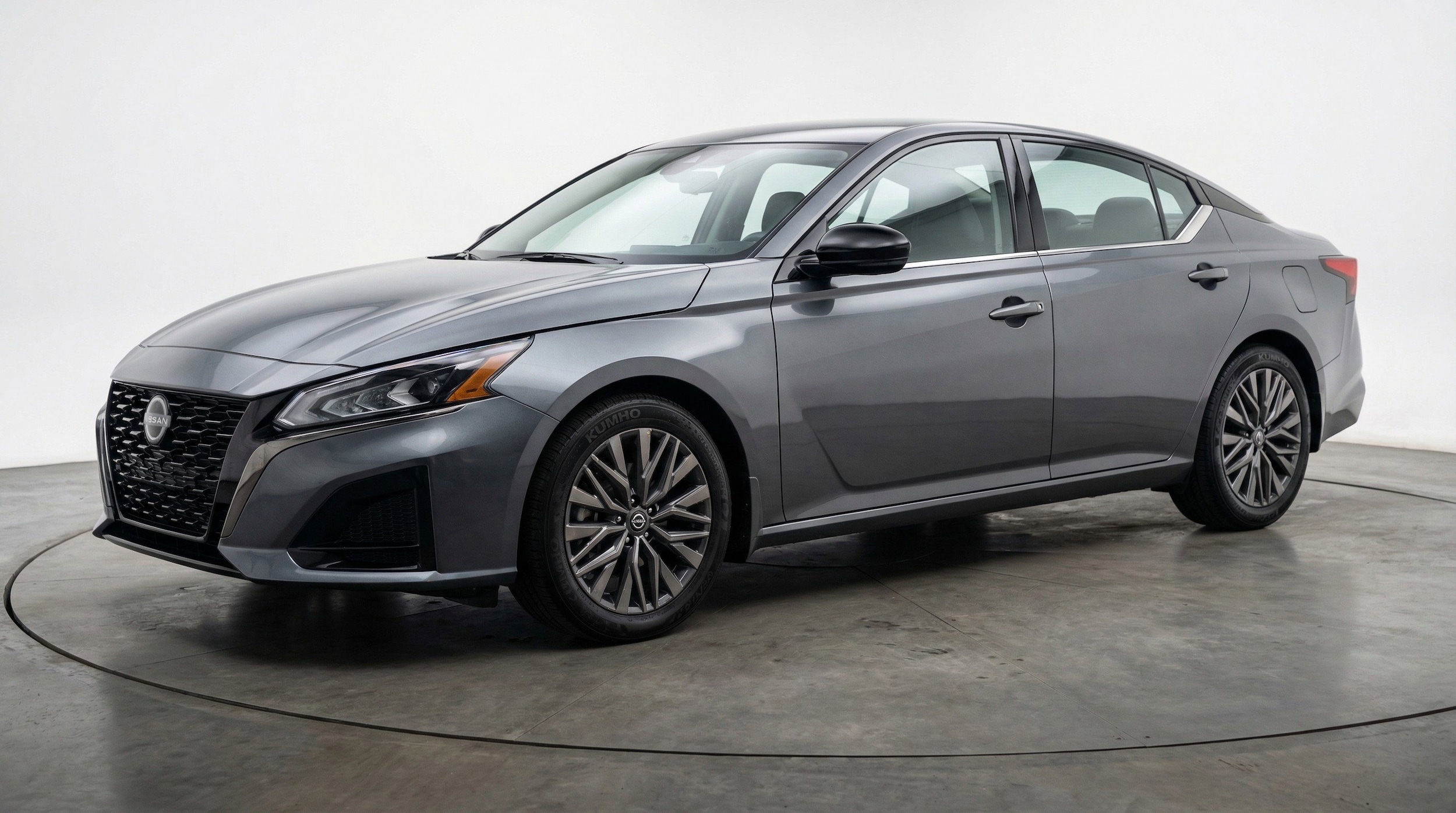 Thumbnail: 2025 Nissan Altima - 3