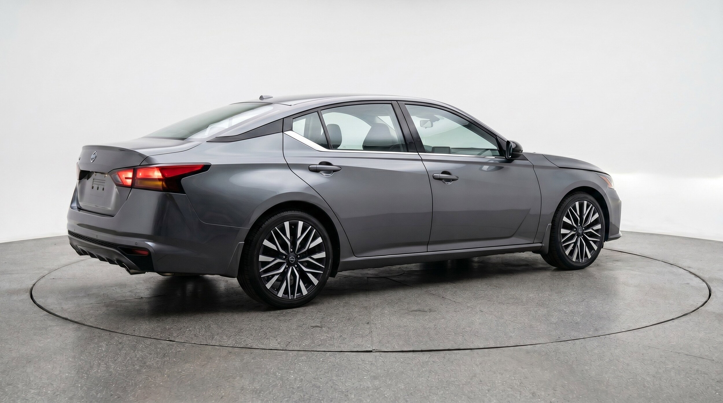Thumbnail: 2025 Nissan Altima - 9
