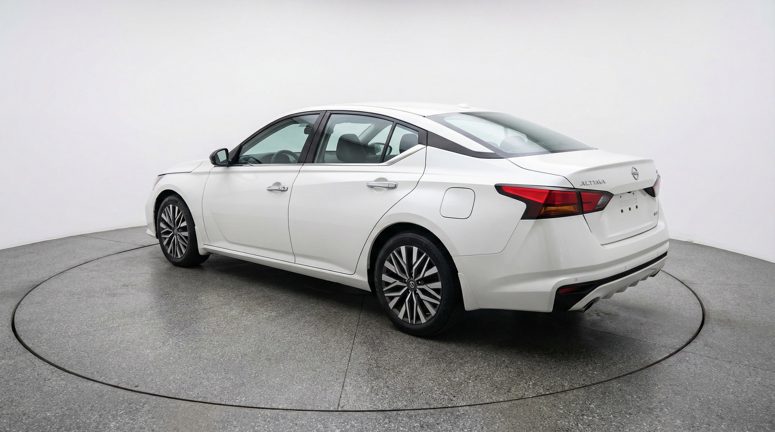 Thumbnail: 2025 Nissan Altima - 6